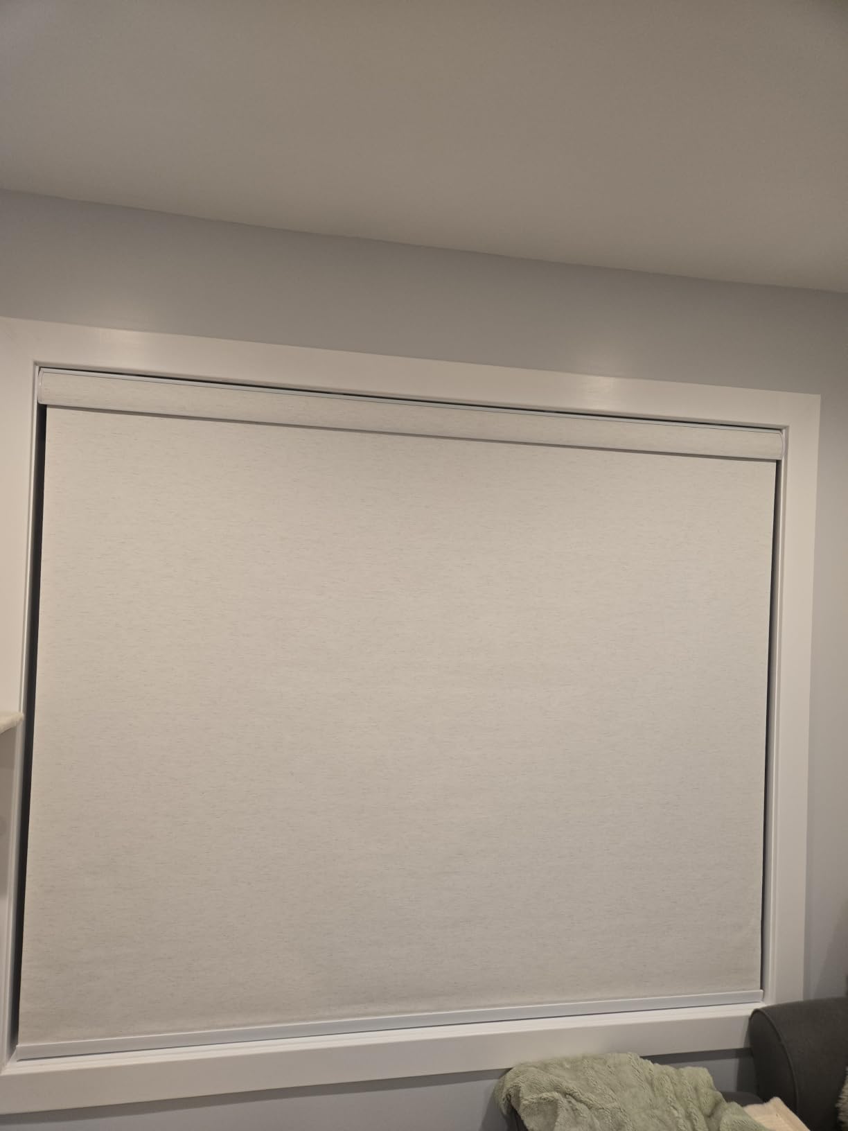 Kincmo Motorized Blinds with Remote, APP, Voice Control - 100% Blackout customer photo 2