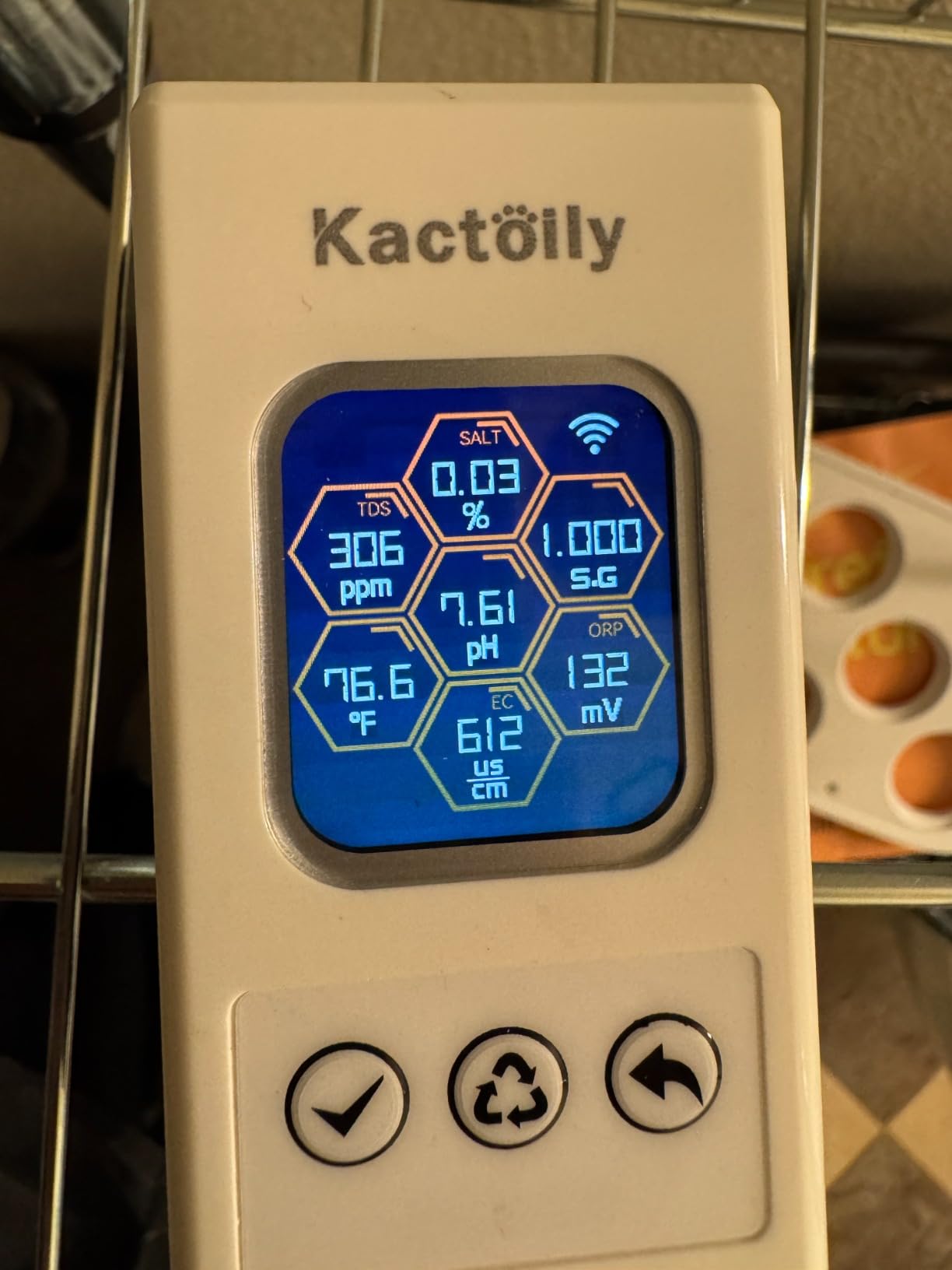 Kactoily Smart Aquarium Monitor All in One pH/ORP/Salt/S.G/TDS/EC/Temp 24h Online Freshwater and Saltwater Fish Tank Tester (WiFi Version) customer photo 1
