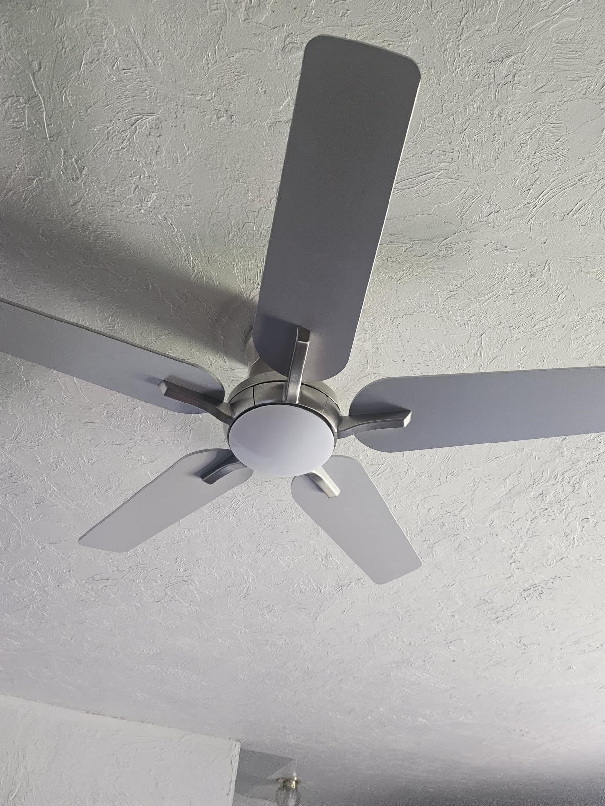 POCHFAN 42 Inch Ceiling Fans with Lights and Remote, Brushed Nickel Flush Mount Low Profile Ceiling Fan for Bedroom, Living Room, Patio, Dimmable 6 Speeds Noiseless Reversible, ETL Listed customer photo 2
