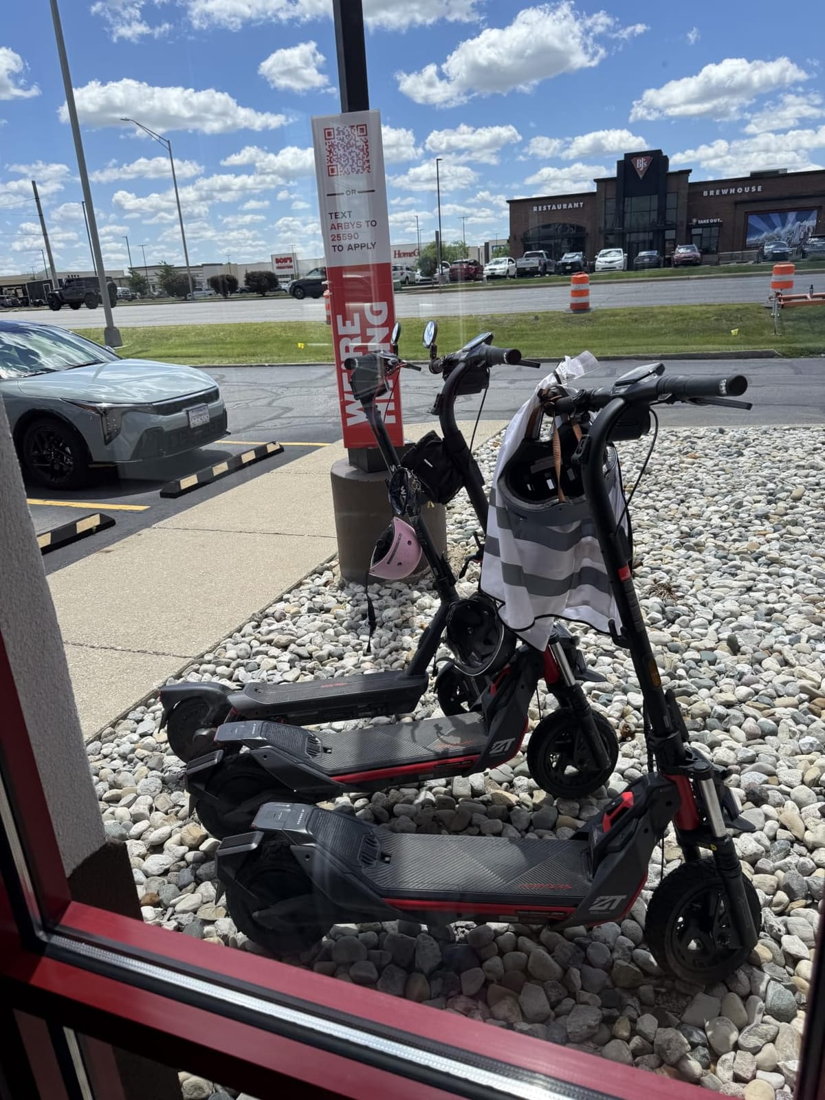Segway ZT3 Pro Electric Scooter, Up to 24.9 MPH, 43.5-Mile Range customer photo 1