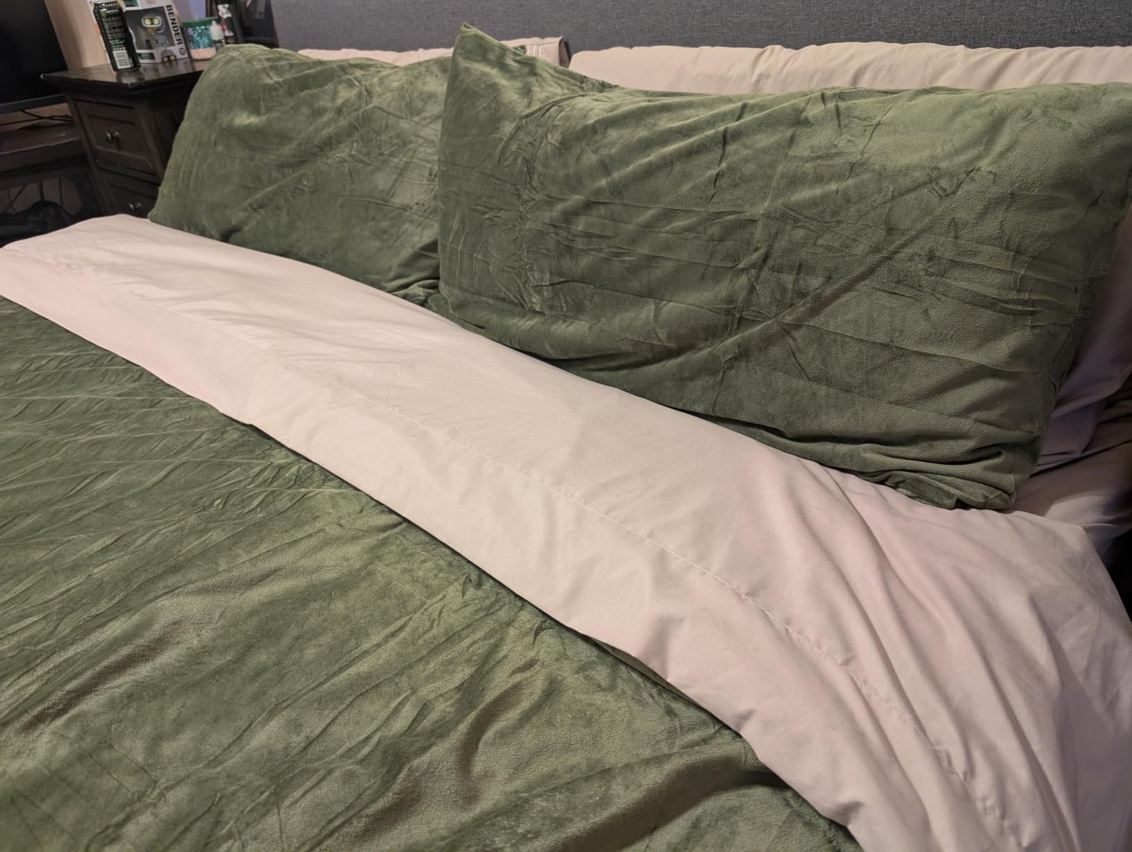 Ivellow Velvet Duvet Cover Queen Set Dark Green 3Pcs Soft Luxury Flannel | Ultra Soft breathable dark green velvet comforter cover luxury cozy bedding Set solid velour zipper closure 8 corner Ties customer photo 2