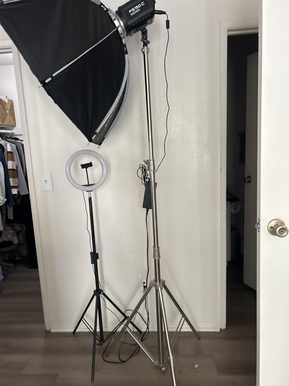 9.2 FT Stainless Steel Photography Stand, Heavy Duty Tripod With 1/4