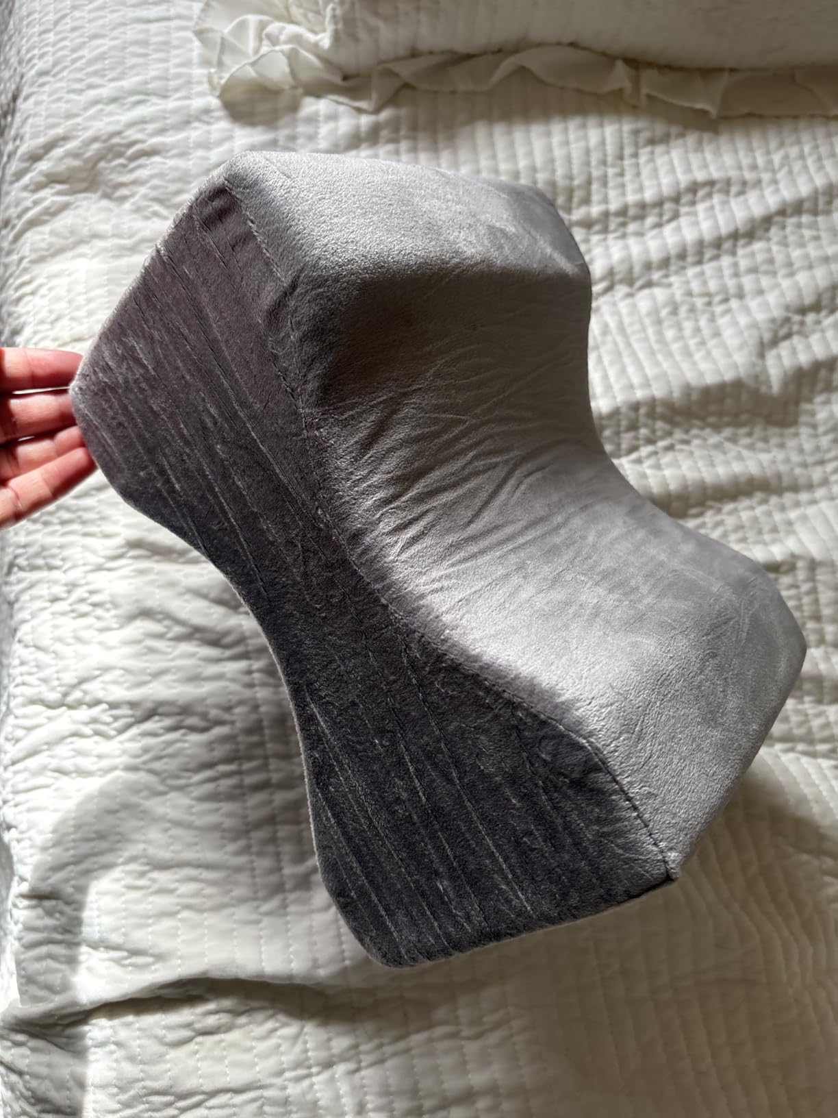 UJPFEO Knee Pillow for Side Sleepers - Leg Pillow for Sciatica, Back, HIPS, Knees, Joints Pain Relief - Pillows for Between Legs While Sleeping Spine Alignment Support & Relieves Pressure customer photo 2
