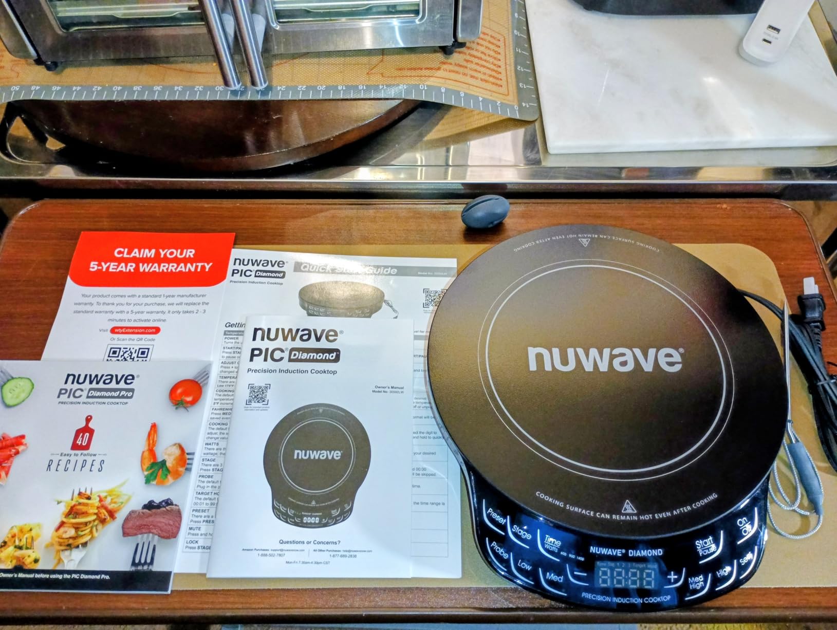 Nuwave Portable Induction Cooktop Diamond with Probe, 100°F to 500°F customer photo 1