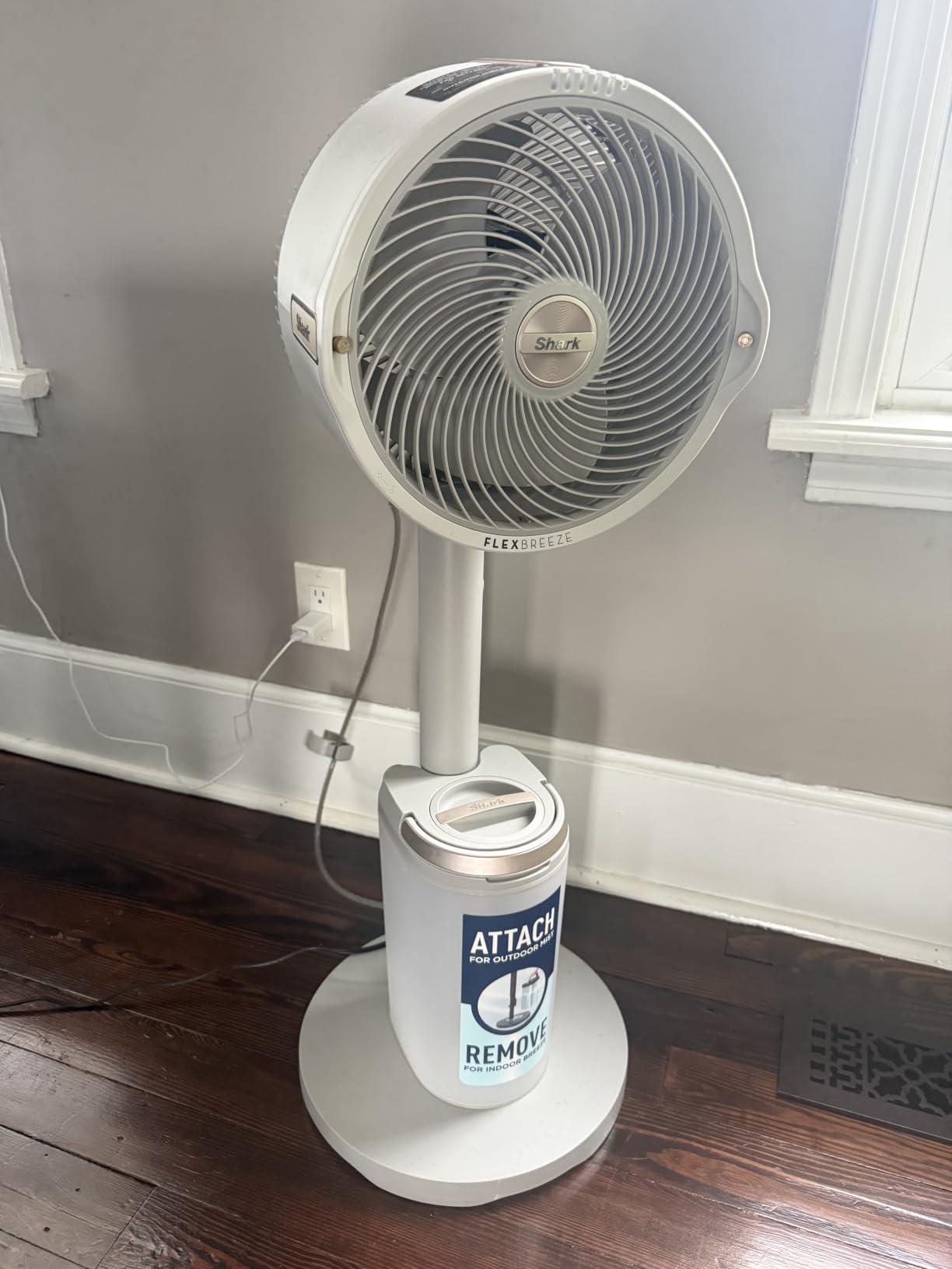 Shark FlexBreeze Pro Mist 2-in-1 Fan with Integrated Mist, Charcoal, FA302 customer photo 1