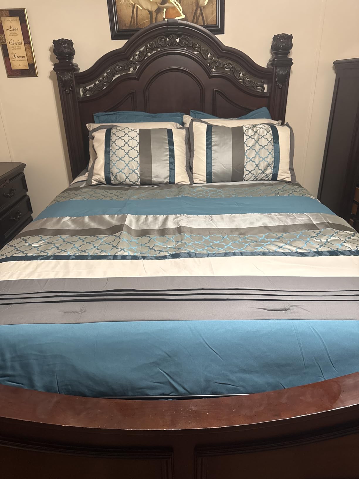 Grand Avenue Grey Comforter Set King, 16 Pieces Room in a Bag, Lightweight Microfiber, Ultra-Soft, Jacquard Premium Bedding Set, Striped Design, Matching Fitted Sheet, Flat Sheet, Curtains customer photo 1