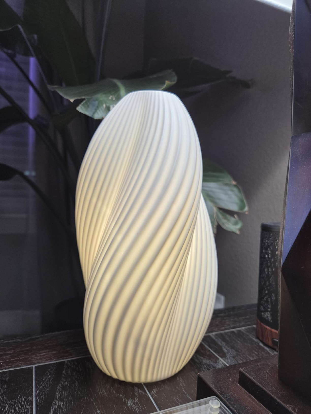 RONDURE Modern Ceramic Decorative Table Lamp Living Room Bedroom Bedside | Handcrafted Unique Warm Ambient Lighting Lamp, Accent White Translucent Ceramic shade, Fully Dimmable, Corded, Bulb Included customer photo 2