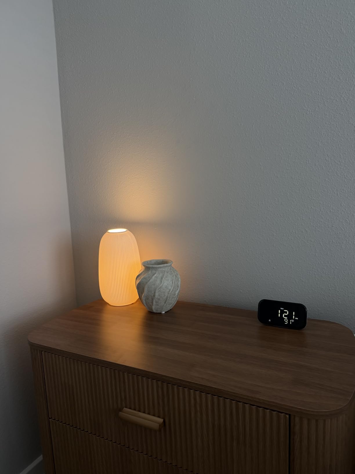 RONDURE Modern Ceramic Decorative Table Lamp Living Room Bedroom Bedside, Handcrafted Unique Warm Ambient Lighting Lamp, Accent White Translucent Ceramic Shade, Fully Dimmable, Corded, Bulb Included customer photo 2