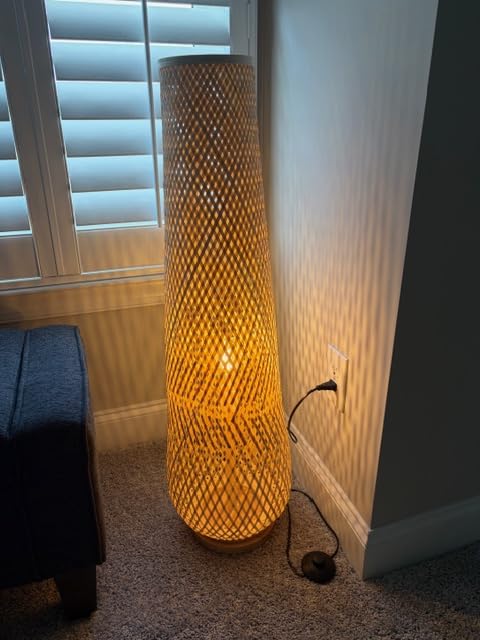 Boho Style Bamboo Woven Floor Lamp for Living Room, 36 in, Cozy Decor | Handcrafted Wicker Shade, Unique Shadow Pattern, No Assembly Required, 3000K Warm Ambient Lighting, Suit for Bedroom Corner customer photo 1