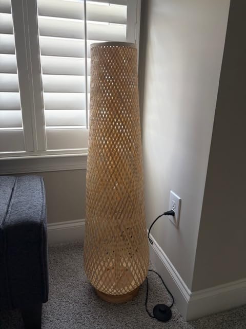 Boho Style Bamboo Woven Floor Lamp for Living Room, 36 in, Cozy Decor | Handcrafted Wicker Shade, Unique Shadow Pattern, No Assembly Required, 3000K Warm Ambient Lighting, Suit for Bedroom Corner customer photo 2