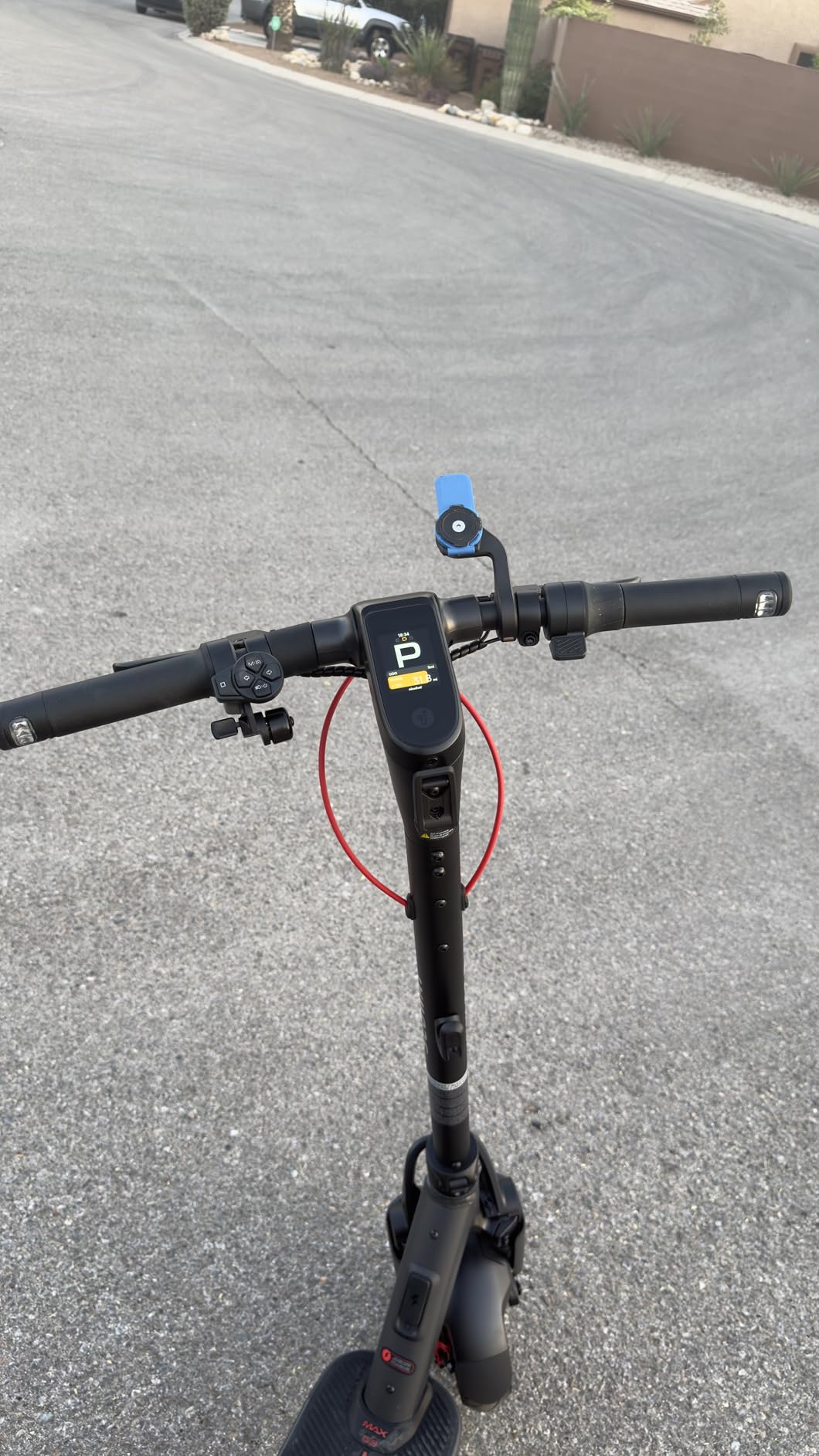 Segway Ninebot MAX Series Electric Scooter, Up to 22–28 MPH, Long Rang, Dual Suspension & Braking System, Fast Charging, Scooter for Adults, UL-2272 2271 Certified (G2/G3) customer photo 1