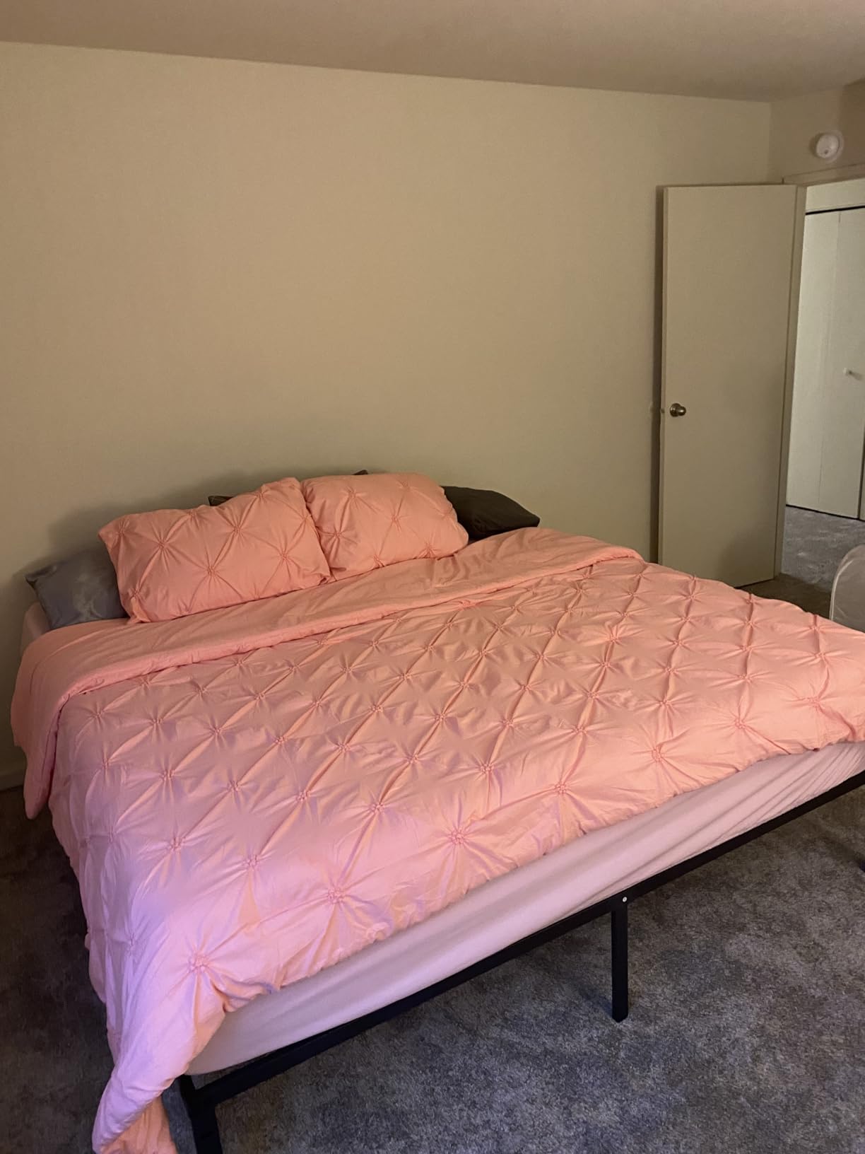 Novilla Full Size Mattress, 8 Inch Full Gel Memory Foam Mattress in a Box customer photo 2