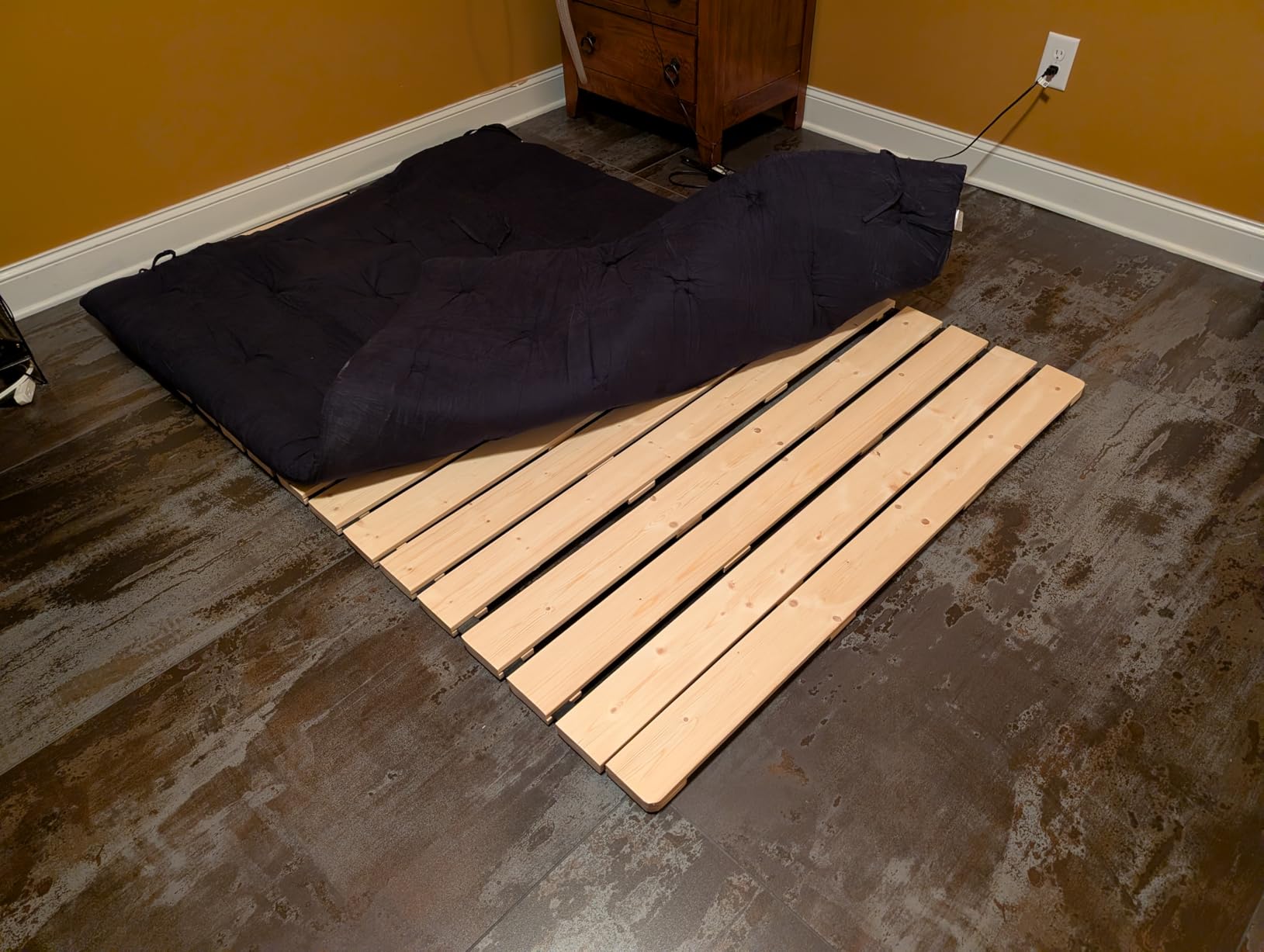Floor Bed Frame King Size, Breathable Wooden Bed Plate, Wood Roll-Type Slatted Bed for Japanese Futon Mattress, Floor Sleep Bedding (King) customer photo 1