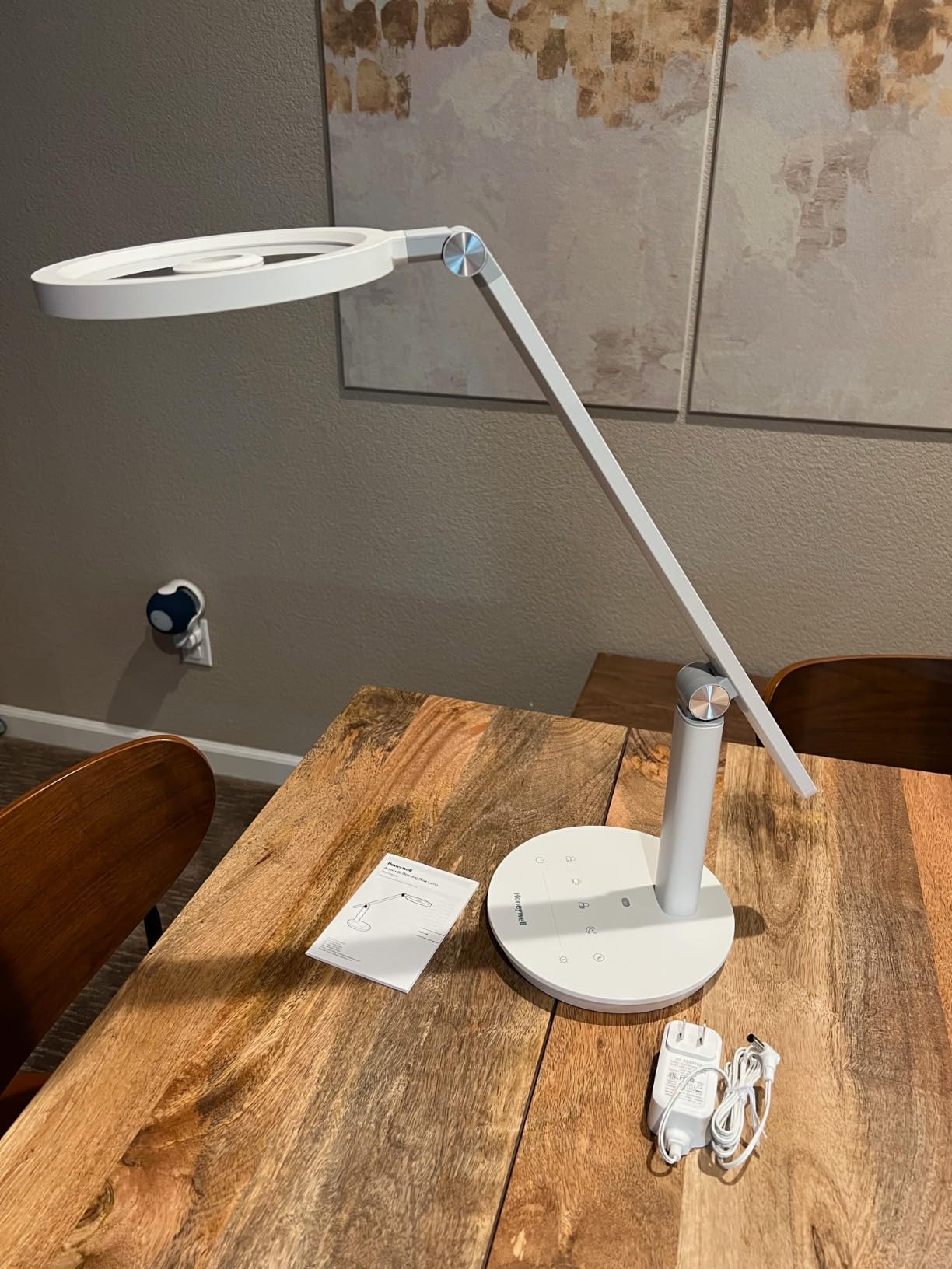 Honeywell H6 Desk Lamp for Home Office, Dimmable Reading Table Light, Black | Sunturalux CRI≥97, RG0 Low Blue Light, Flicker-Free, 800LM Dimmable with Timer for Webcam, Study, Office & Bedroom customer photo 2