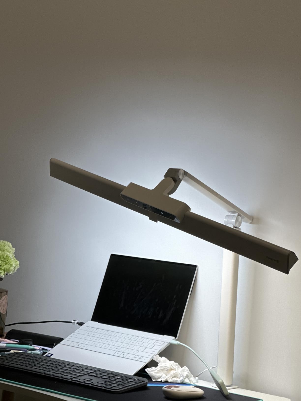 Honeywell HJ1BK Eye-Caring 1200LM LED Architect Desk Lamp for Home Office | CRI≥97, Flicker-Free, 4 Color Temps, Task Desk Light with Base for Computer, Study, Black customer photo 1