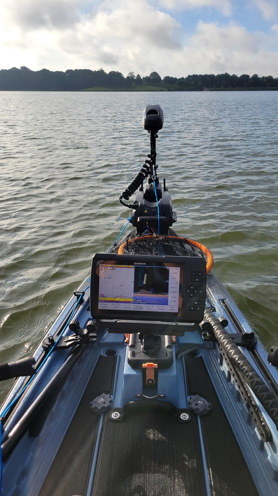 Minn Kota Kayak Terrova Bow-Mount Electric Trolling Motor with GPS – 55 Lb. Thrust, 36 in. Shaft, Freshwater customer photo 1