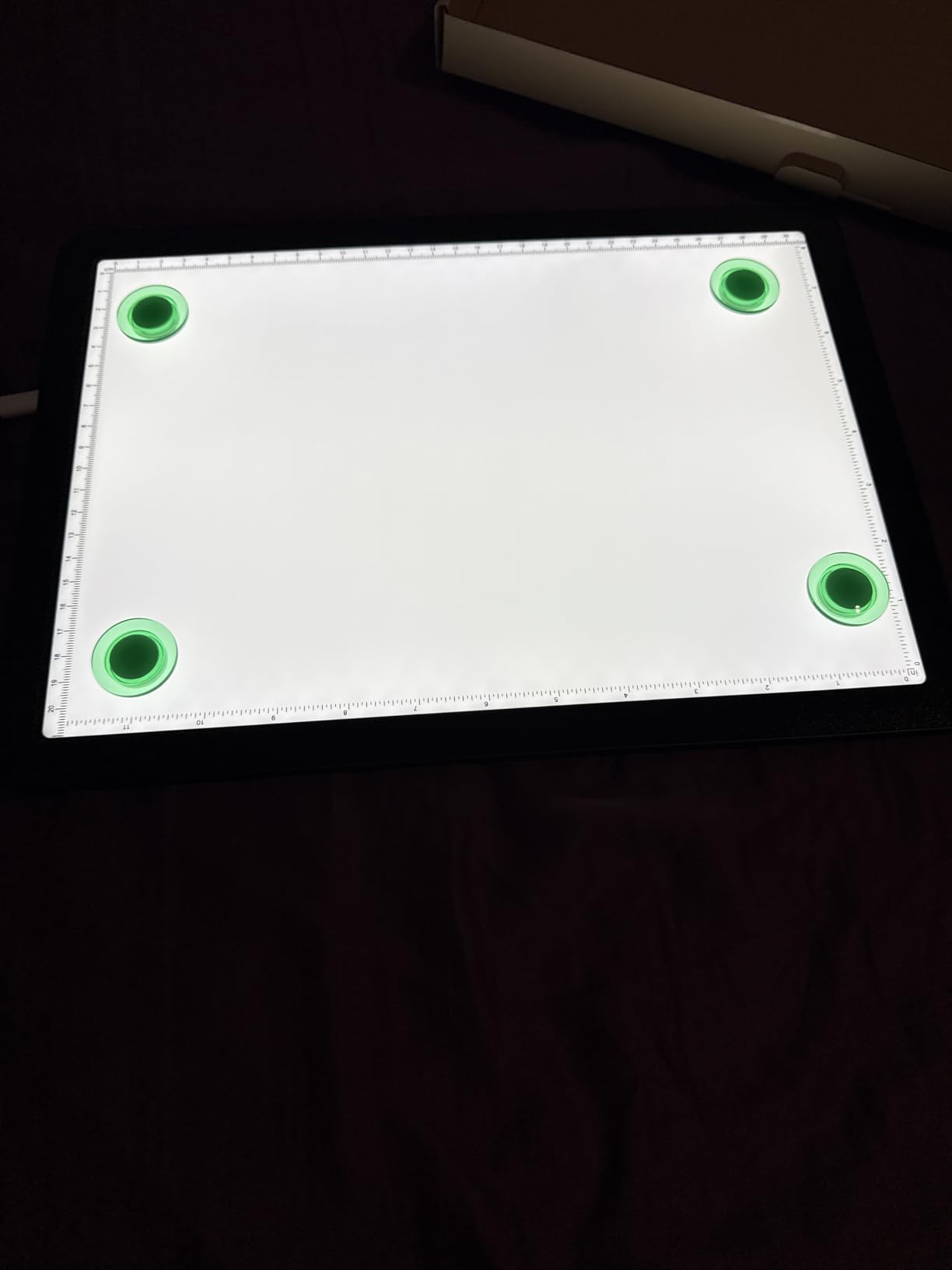 Zocelight A4 Diamond Art Light Board, 11000 Lux Super Bright Light Box for Tracing, Side Button Design, 3 Color Light pad, Magnetic Ultra Light Table for Diamond Painting,Sketching, Weeding Vinyl(Black) customer photo 2