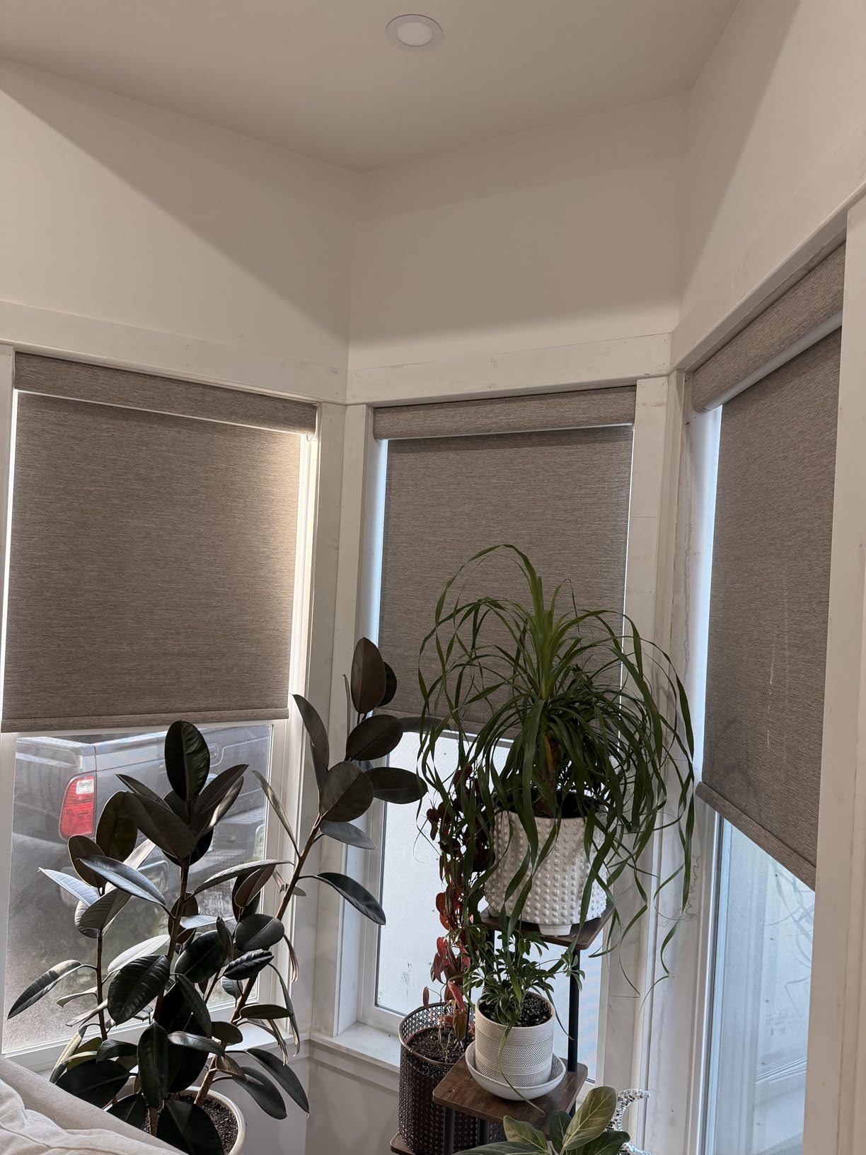 Persilux Smart Motorized Blinds with Remote, No Drill Automatic Roller Shades for Indoor Windows, Blackout Linen Fabric, Electric Blinds for Windows, Nature Cream C153BO-2, Custom Size customer photo 2