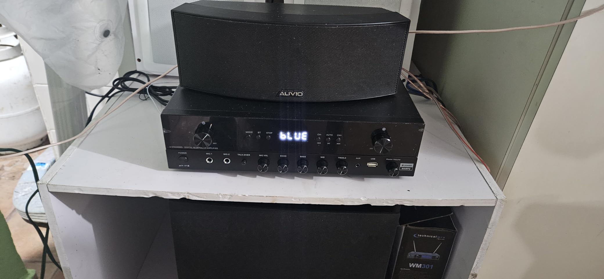 Donner Stereo Audio Amplifier, 600W Peak 2 Channel Receiver with Bluetooth 5.3, Phono, Optical, Coaxial, USB, FM, 2 Mic-in, Aux, RCA Input for Home, Karaoke, Theater Speakers, MAMP2 customer photo 2