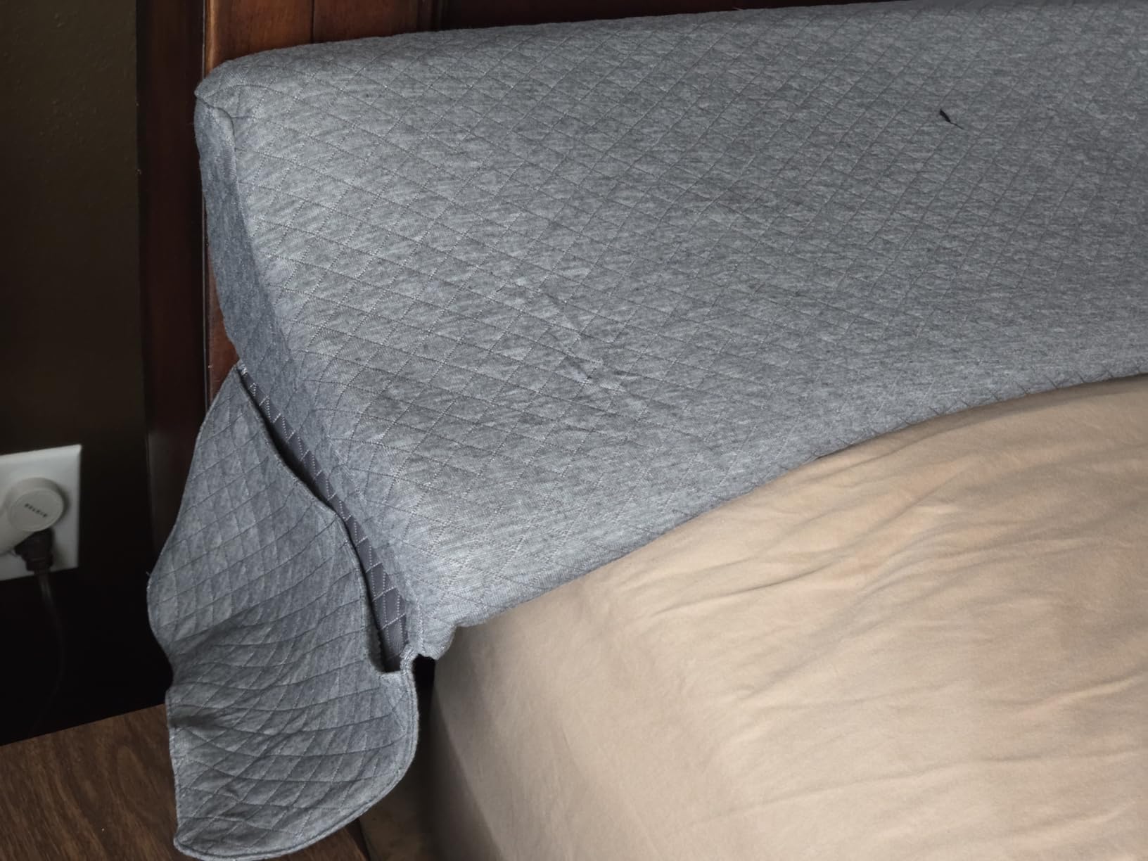 EUHAMS Queen Size Bed Wedge Pillow for Headboard Bed Gap Filler/Mattress Gap Filler (0-7