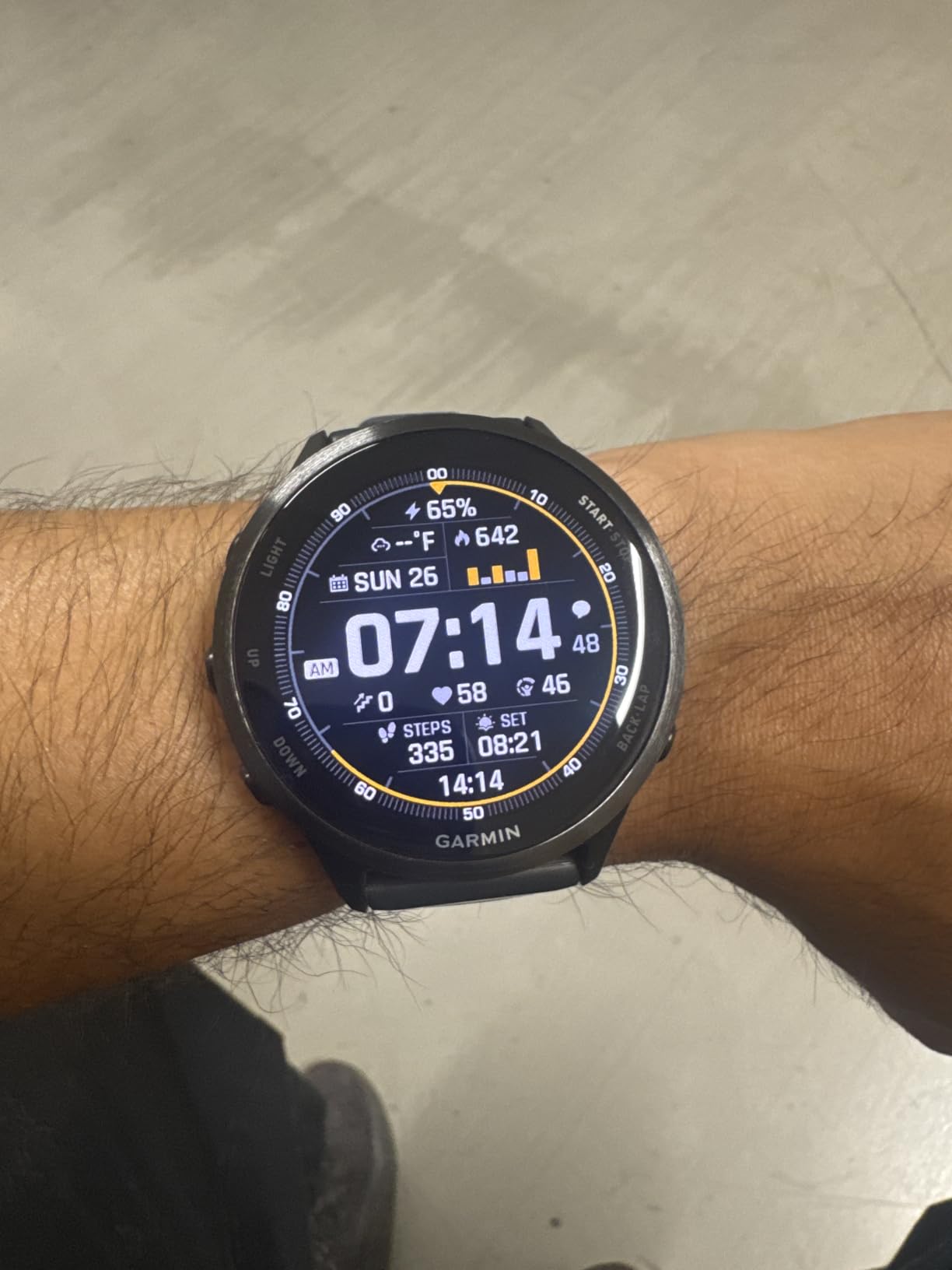 Garmin Forerunner® 570, 42mm, Aluminum, Black customer photo 2