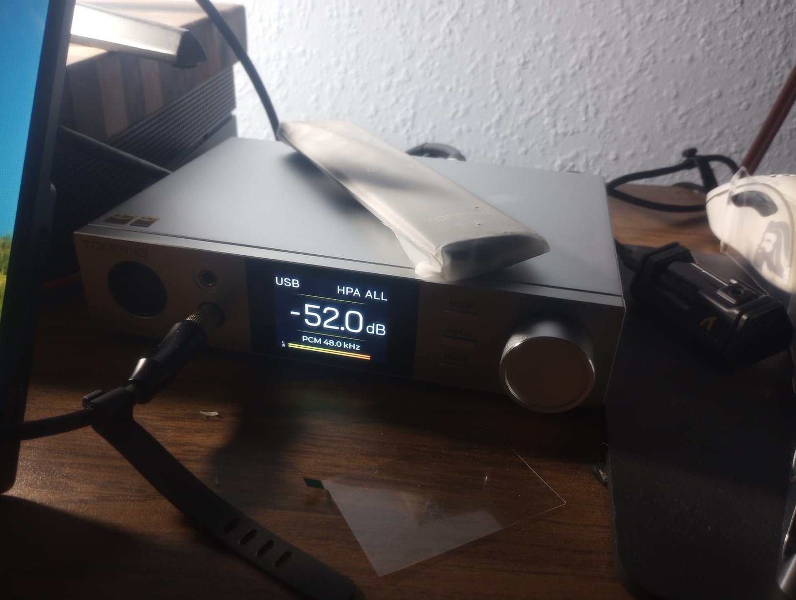 TOPPING DX5 II Hi-Res DAC & Headphone Amp Combo – Dual ES9039Q2M, X-Hybrid Amp, 10-Band PEQ, LDAC Bluetooth 5.1, 4.4mm Balanced & 6.35mm Headphone Output, Preamp Mode, 12V Trigger (Black) customer photo 2