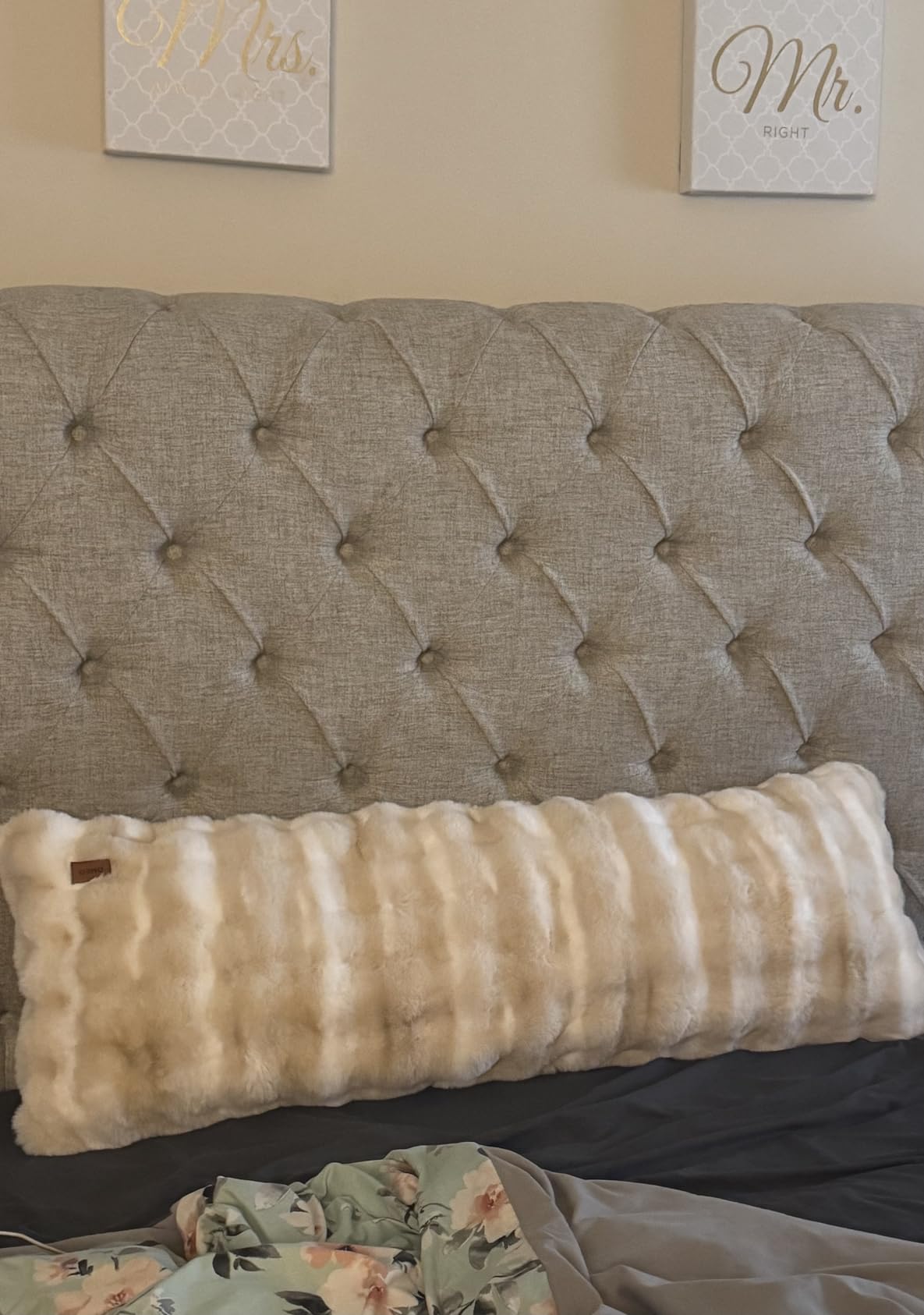 OMEO Winter Fluffy Full Body Pillow - Memory Foam Pregnancy Pillow, Nursing Pillow for Side Sleepers, Weighted Body Pillow for Adults, Beige Camel customer photo 1