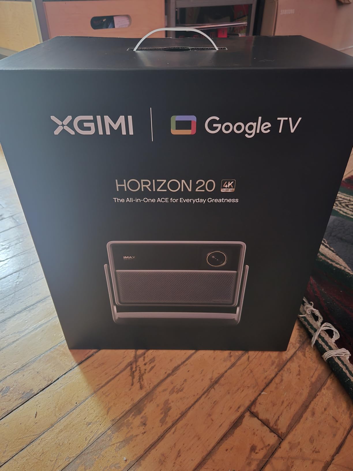 XGIMI HORIZON 20 4K RGB Triple Laser Home Projector, 3200 ISO Lumens customer photo 2