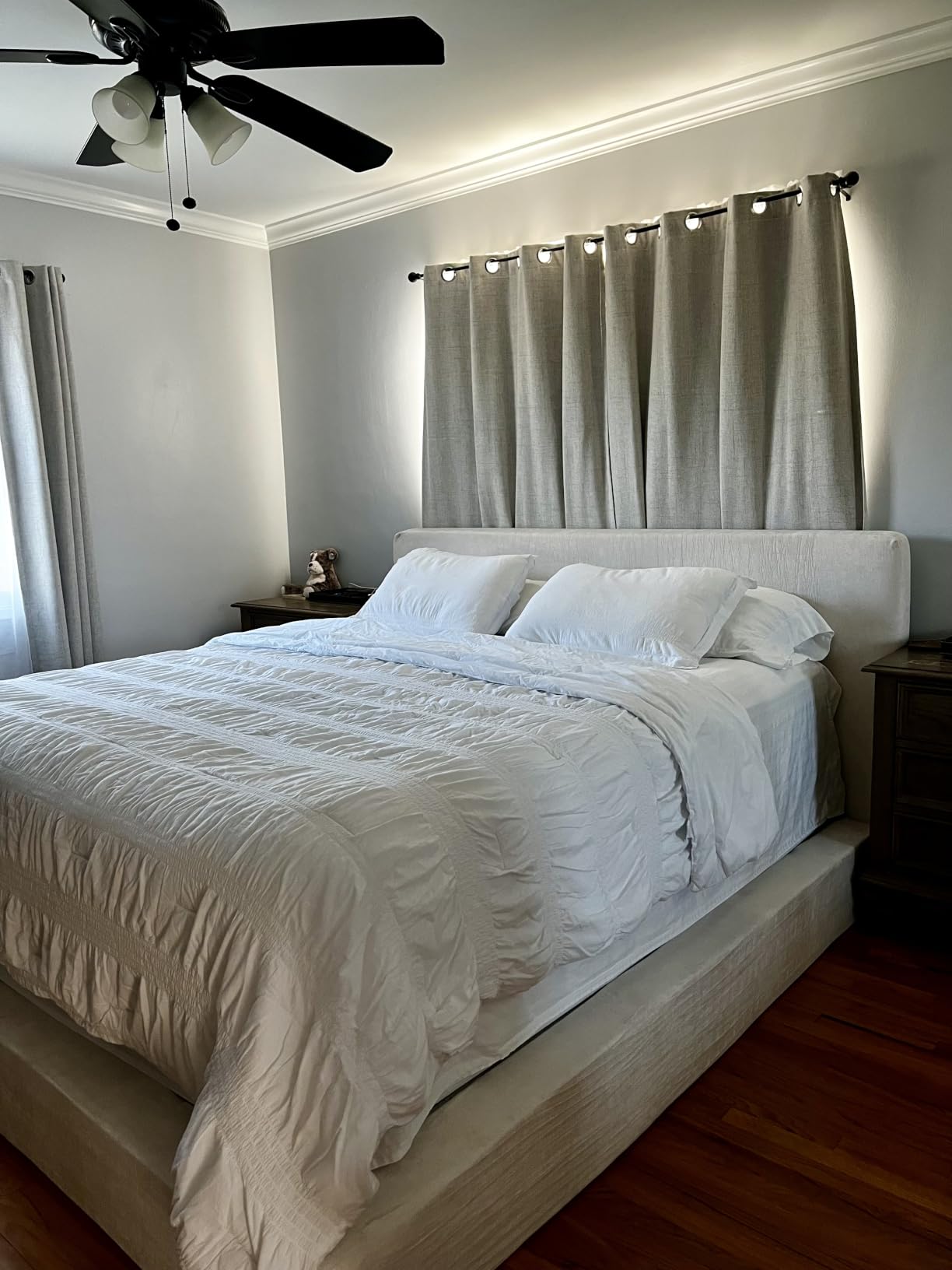 RECCI AirFrame Queen Upholstered Bed Frame with Plush Padded Headboard | Plush Padded Headboard, 360° Soft Foam Surround, Low Profile Cloud Bed Frame, No Box Spring Required, Easy Assembly customer photo 1