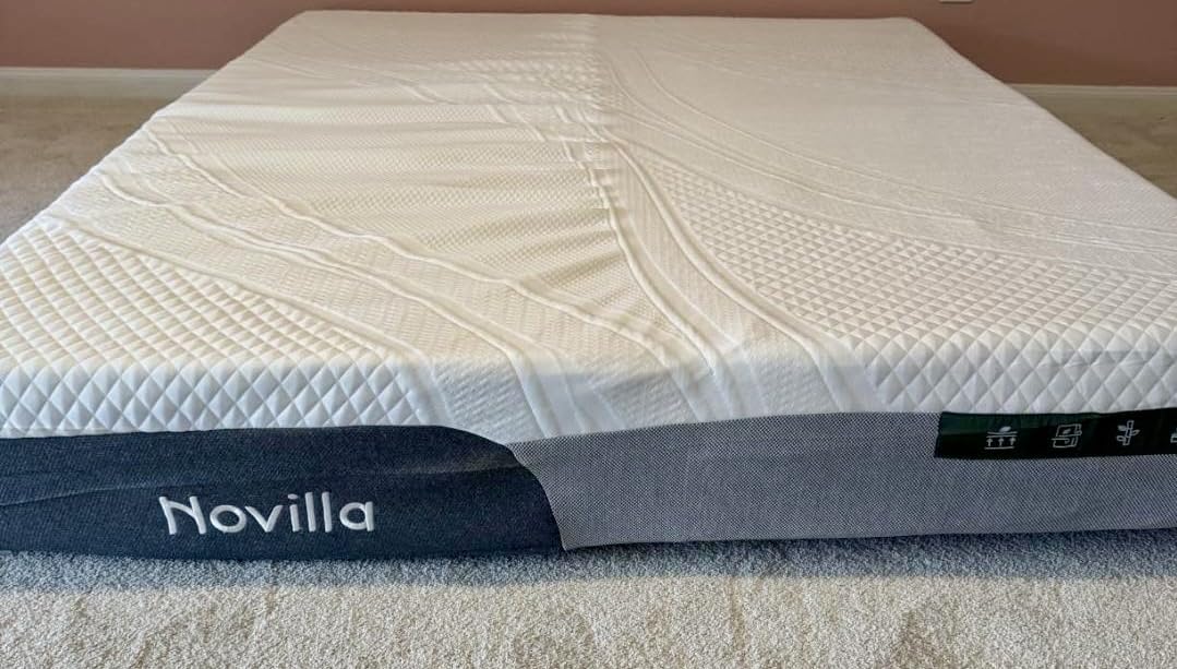 Novilla Bliss Cooling King Size Mattress, 14 Inch Gel King Memory Foam with Cool-Touch Nylon Cover customer photo 2