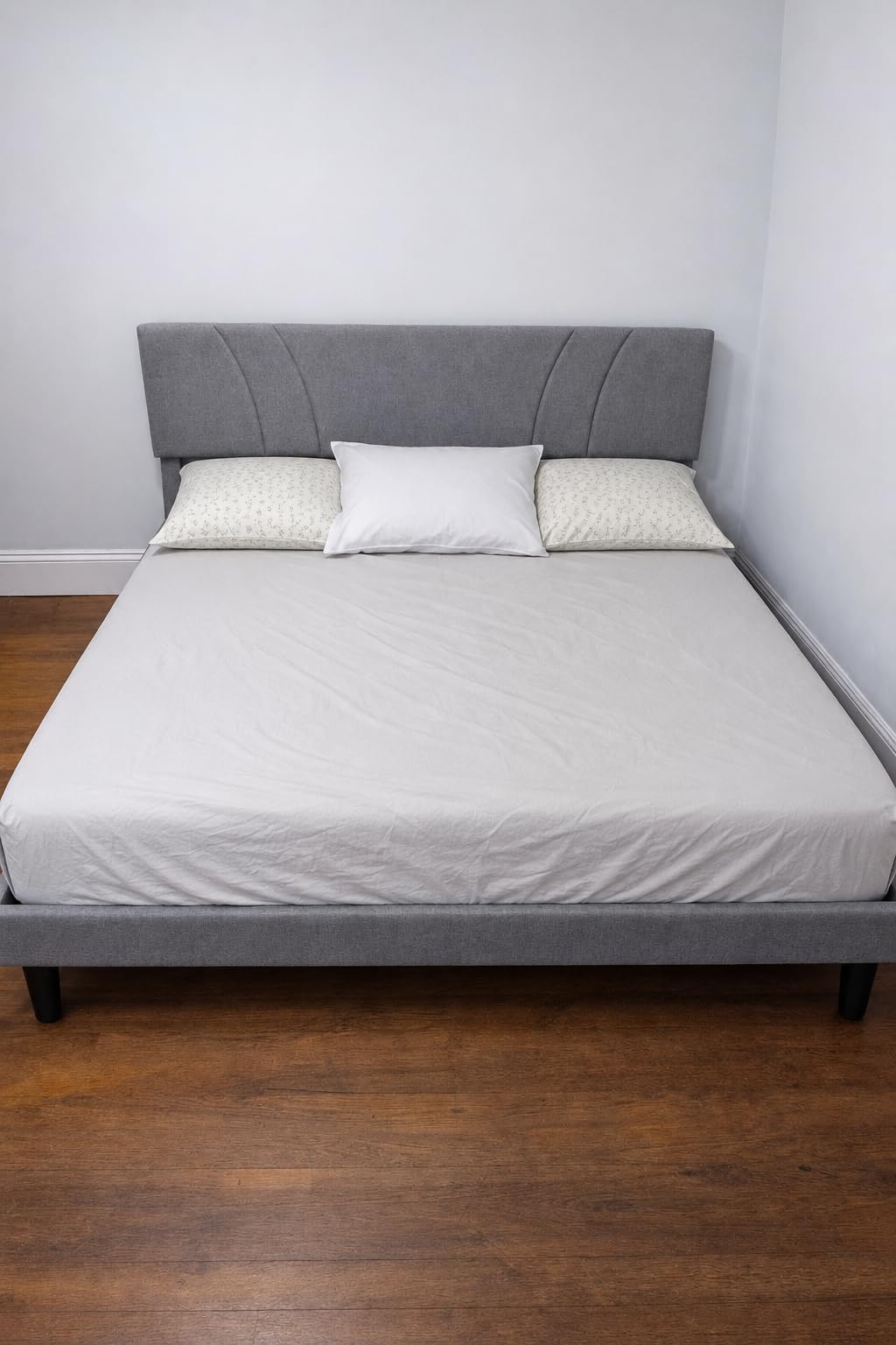 Novilla 12 Inch King Mattress, Hybrid Gel Memory Foam Mattress King Size | with Silky Cool Fabric & Pocketed Coils for Motion Isolation & Refreshing Cool Nights CertiPUR-US Certified customer photo 1