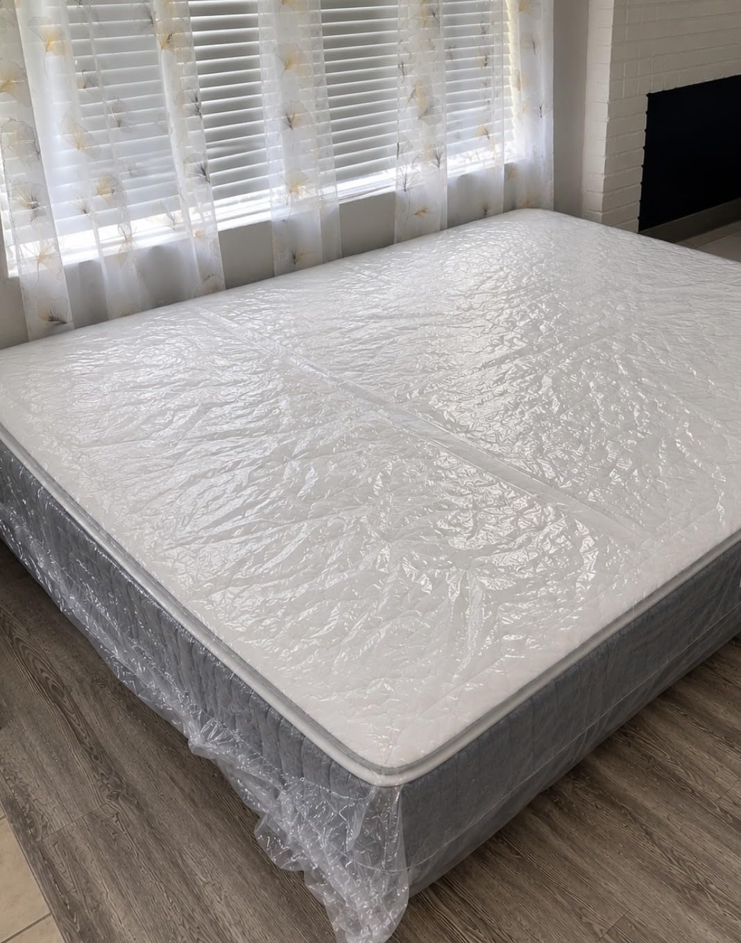 Novilla 12 Inch XL Twin Mattress,Twin XL Gel Memory Foam Hybrid Mattress | Pocketed Coils & Nylon Cooling Fabric for Targeted Support Zones & Spinal Alignment Mattresses in a Box customer photo 1