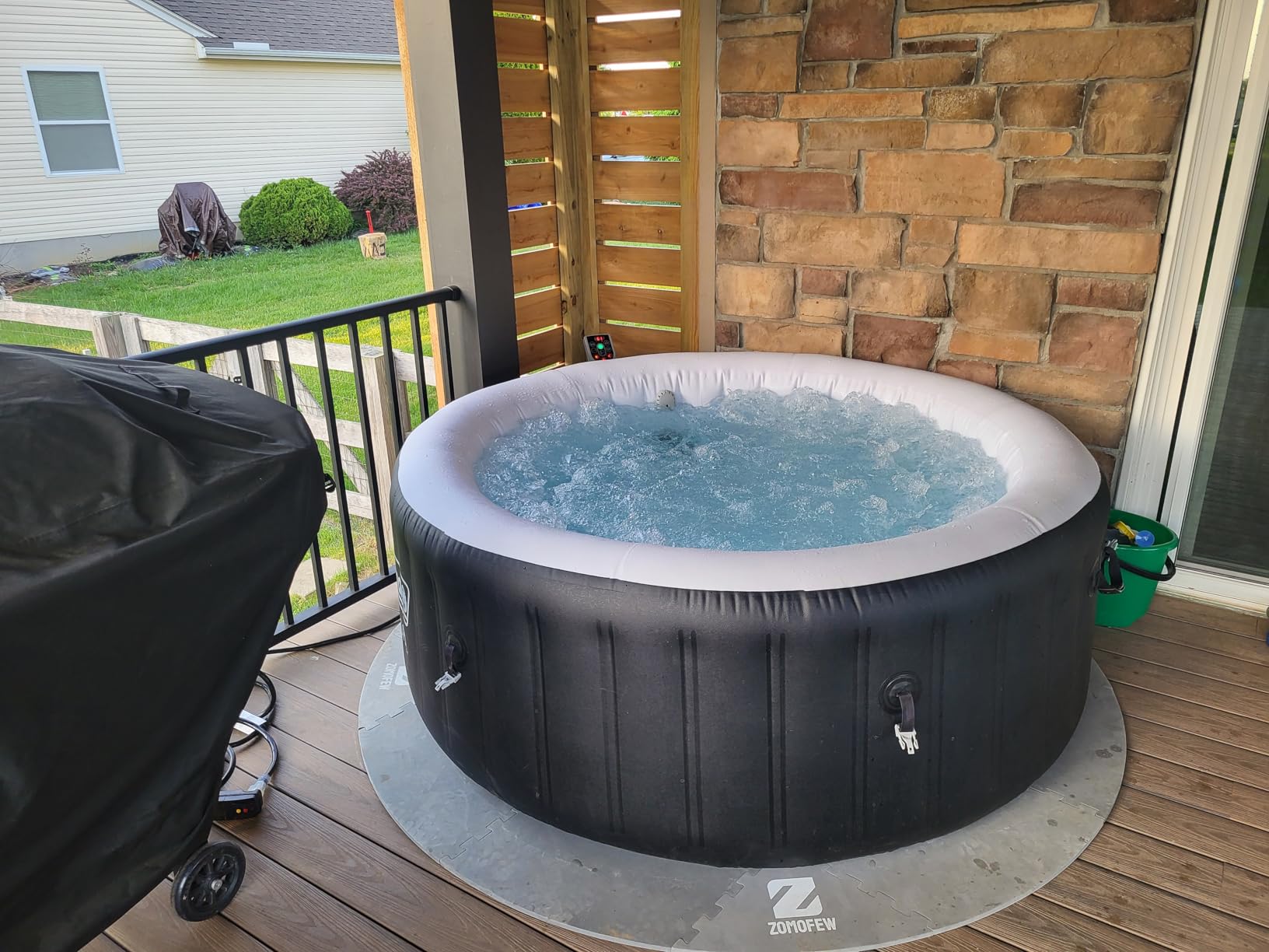 Coleman SaluSpa Miami Energy-Efficient AirJet 2-4 Person Inflatable Hot Tub customer photo 2
