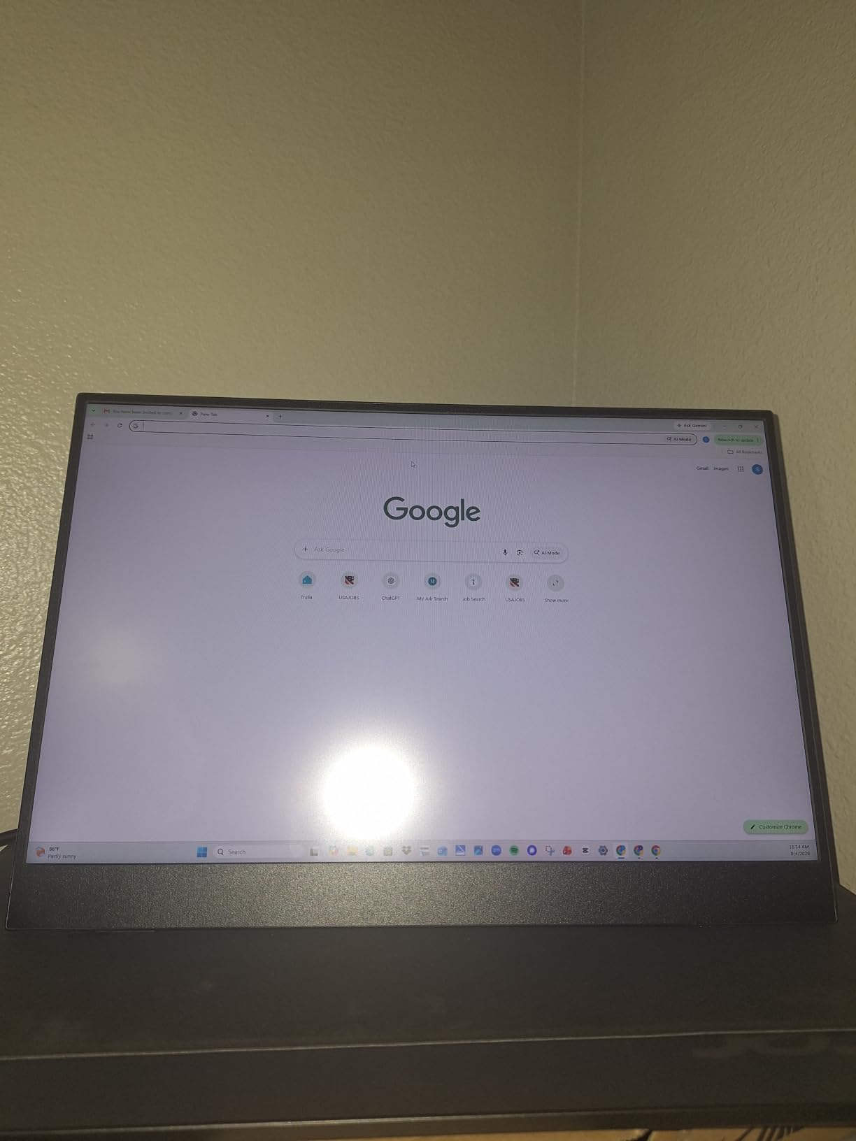 32 inch Wall Mount Digital Signage, FHD Touchscreen 32