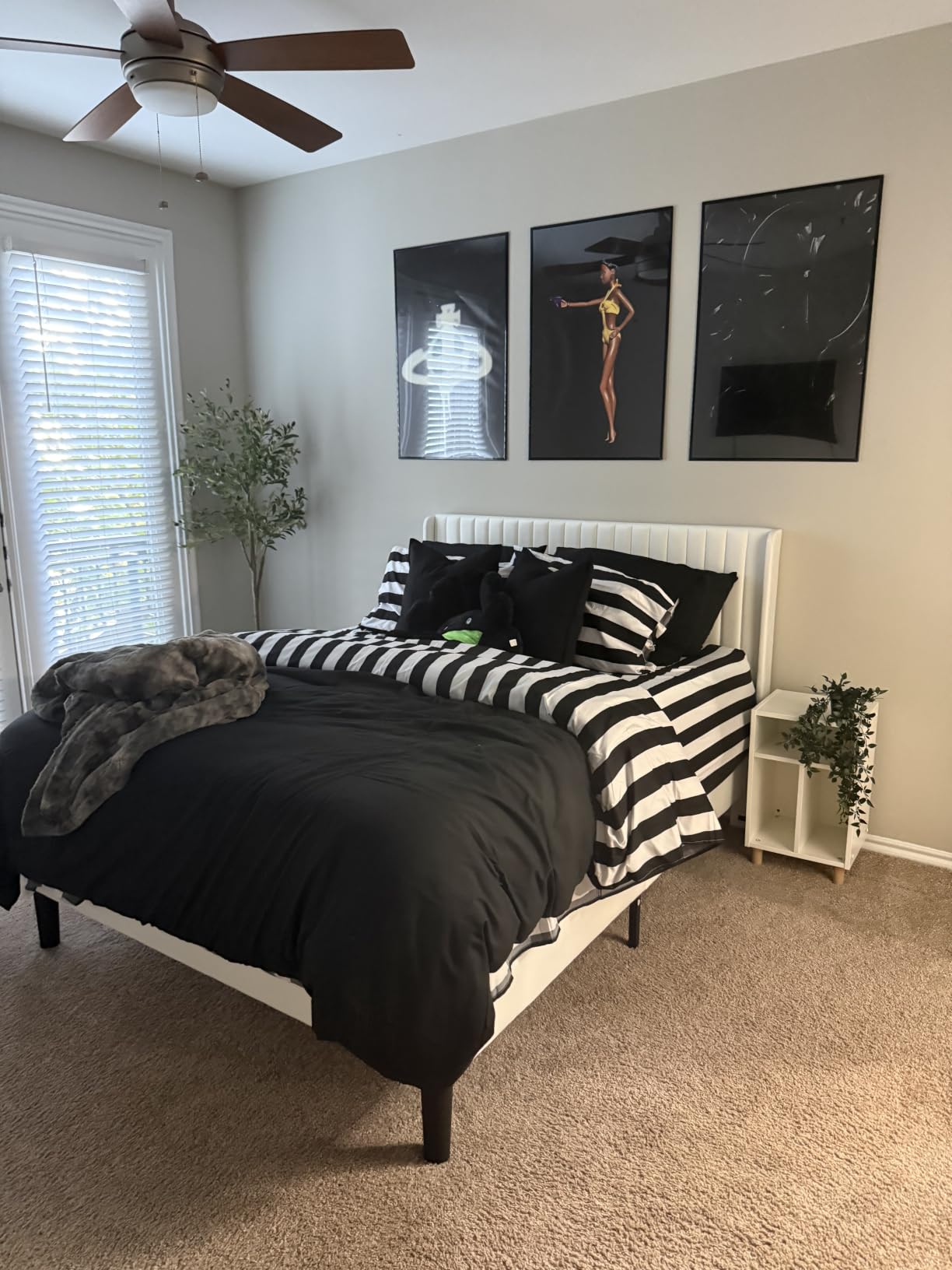 Allewie Queen Size Velvet Bed Frame/Vertical Channel Tufted Wingback Headboard/Upholstered Platform Bed/Strong Wooden Slats/No Box Spring Needed/Easy Assembly/Cream White customer photo 2