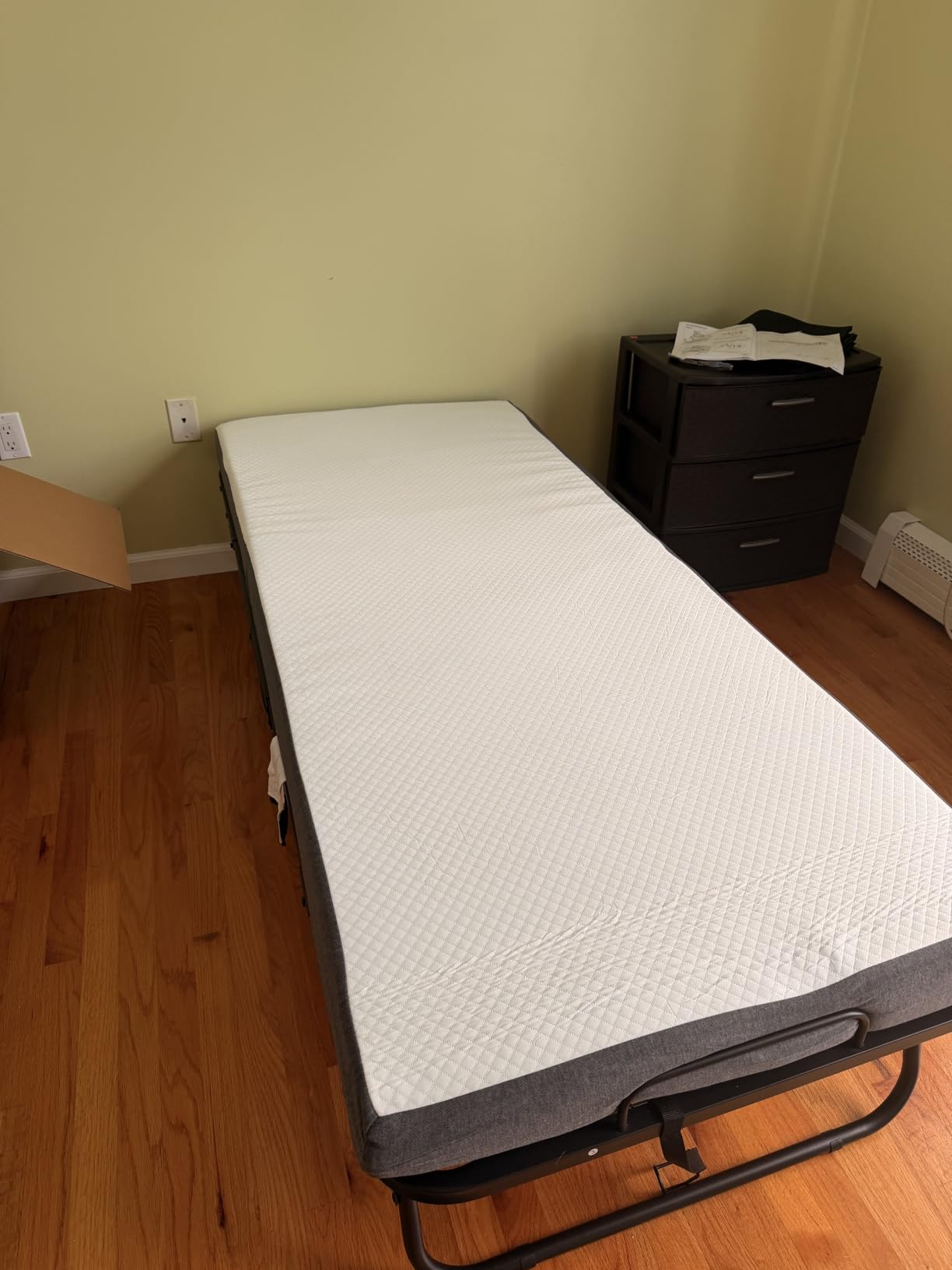 SUNCROWN Folding Bed with Mattress, 75