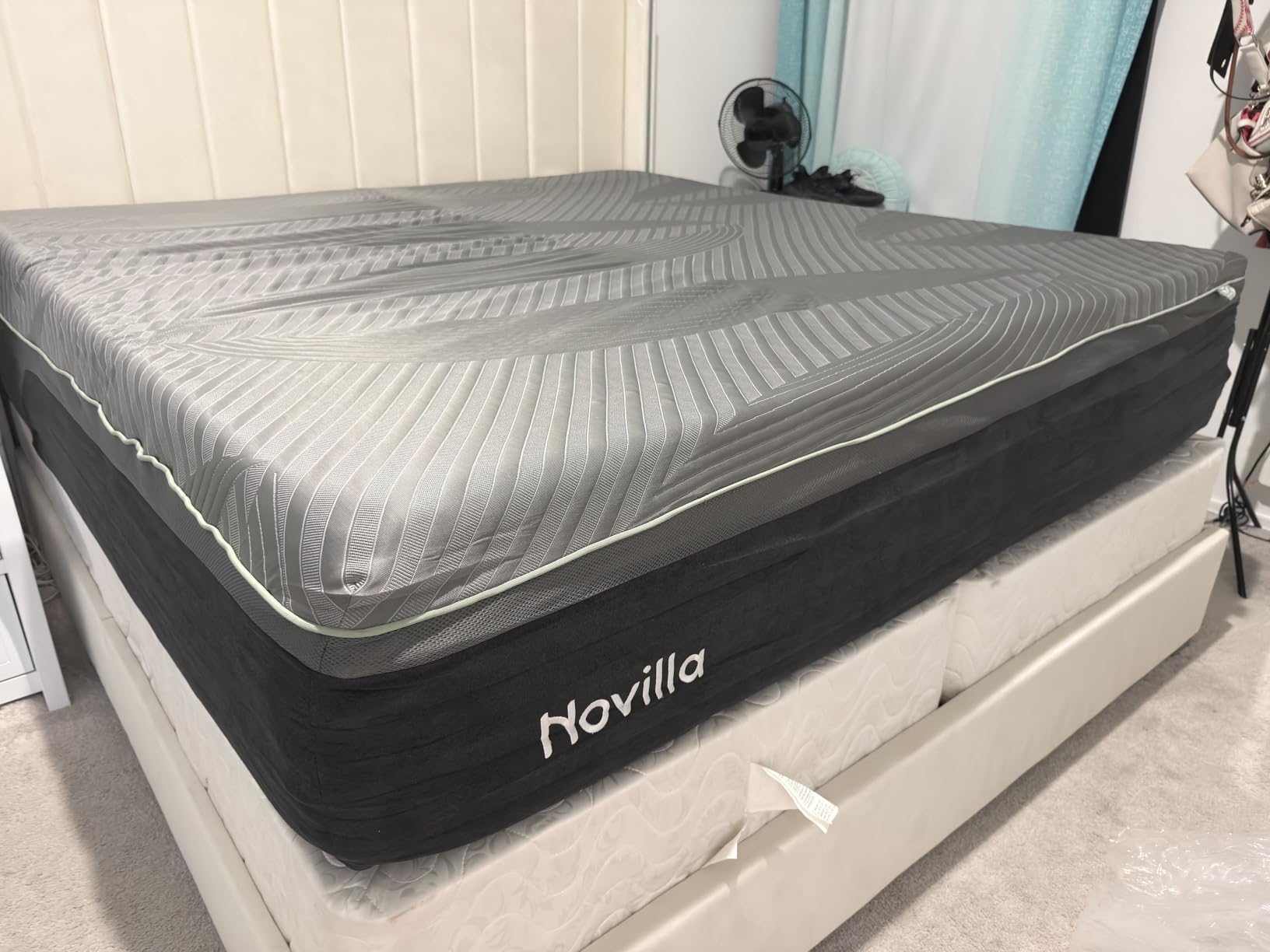 Novilla AiryFlow 12 Inch Queen Size Mattress, Queen Memory Foam Mattress | for Cool Night & Spinal Alignment, Pressure Relief & Motion Isolation, Green Tea-Infused, CertiPUR-US Certified, Medium Firm customer photo 1