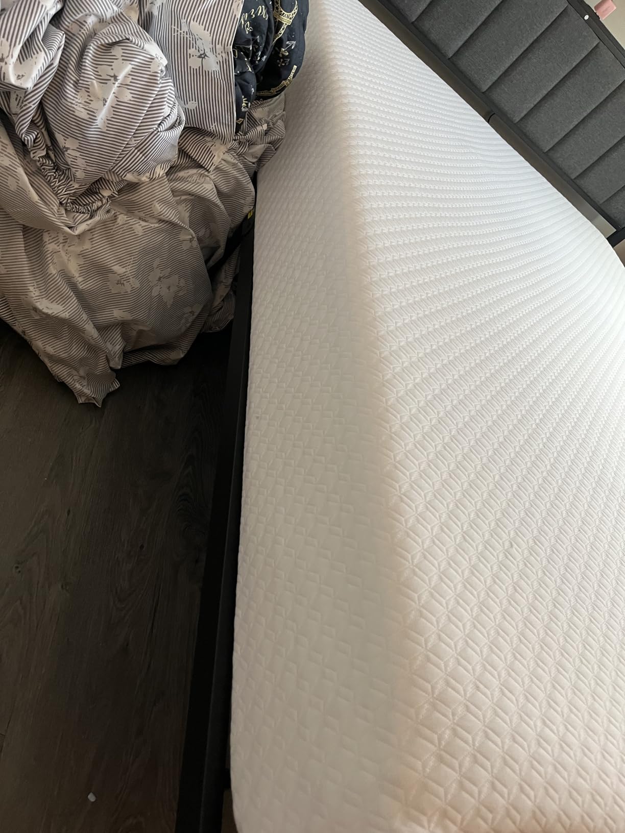 GAESTE Full Size 8 Inch Hybrid Cooling Mattress, Airflow Innerspring, Pressure Relieving Comfort & Balanced Support, Medium Plush Feel, Breathable Coil System, CertiPUR-US Certified customer photo 2