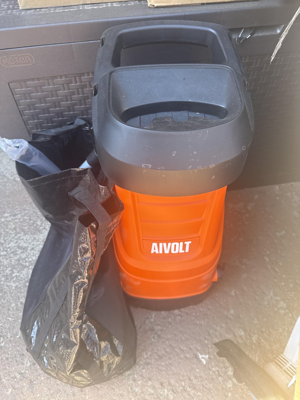 AIVOLT Electric Wood Chipper, 15-Amp Chipper Shredder customer photo 1