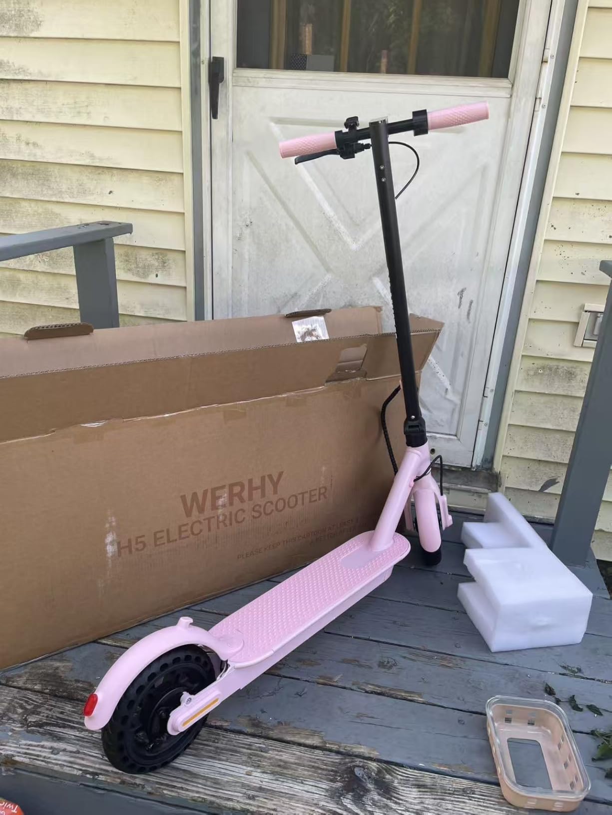 WERHY Electric Scooter,500W/350W Motor, 8.5''/10'' Solid Tires, 21-28Miles customer photo 1