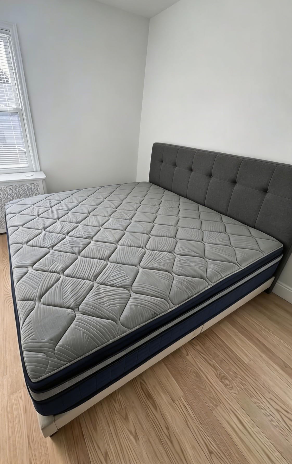 Sweetnight CoolNest Hybrid King Size Mattress 14 Inch, Cooling Pillow Top | Cool Night Sleep for Hot Sleeper, 7-Zone Ergo Support for Pressure Relief, 4 Stage Cool Enhanced Breathability, Medium Firm customer photo 2