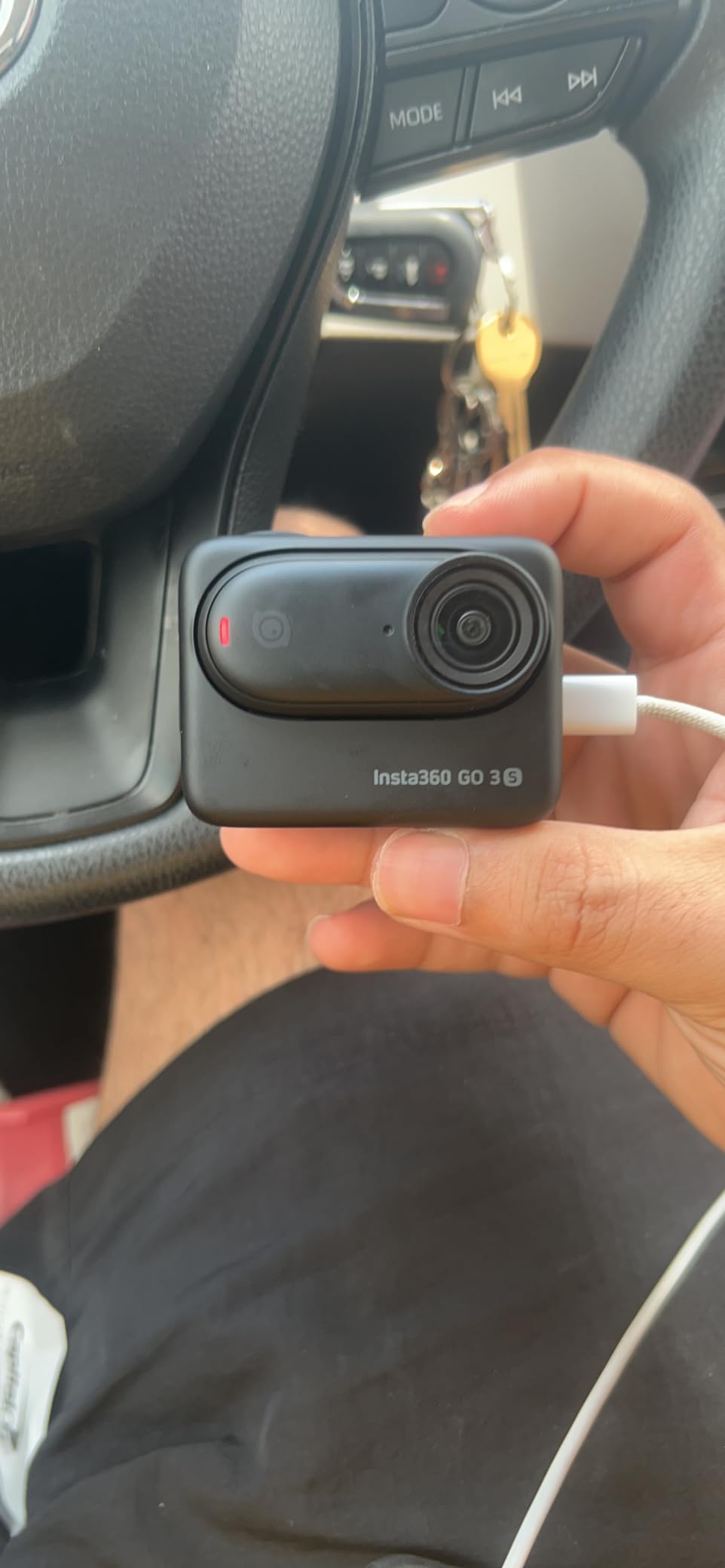 Insta360 GO 3S Motorcycle in-Helmet POV Bundle Special Edition - 4K Tiny Portable Vlogging Camera, Hands-Free POV Cam, Stabilization, 140 Min Battery Life, 10m Waterproof, Action cam for Moto, Sport customer photo 1