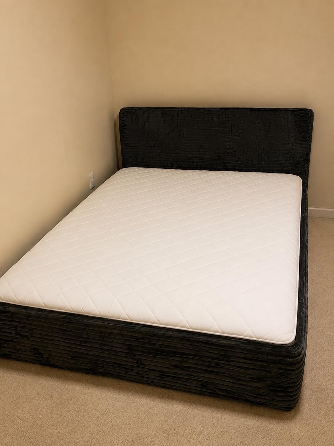 Queen Boneless Bed, Frame & Headboard & Mattress Set, Gray | No Assembly, All-in-One Bed in a Box, 16.7'' Medium Firm Hybrid Mattress, Modern Velvet Foam Upholstered Cloud Bed Frame customer photo 1