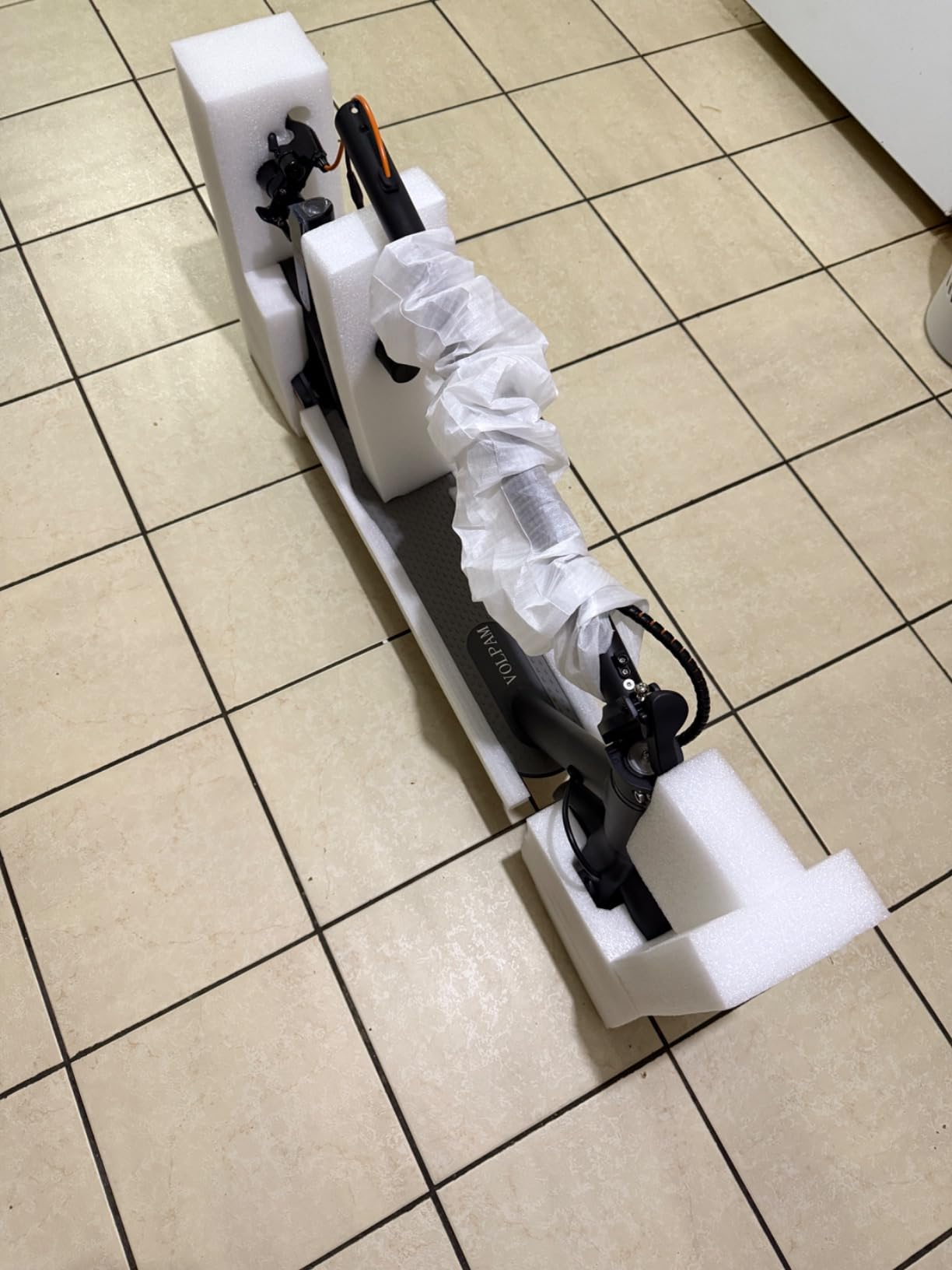 VOLPAM Electric Scooter, 350W/500W Motor, 21/28/40 Miles Long Range customer photo 1