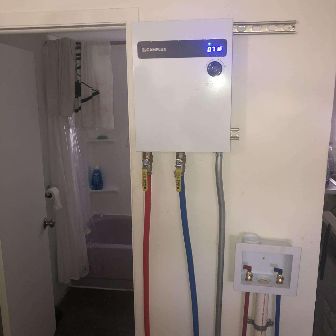 CAMPLUX Tankless Water Heater Electric 120V, 4.5kW Point of Use Instant Hot Water Heater, Save Space for Sink Wall Mounted LED Digital Display CSA Certified customer photo 2