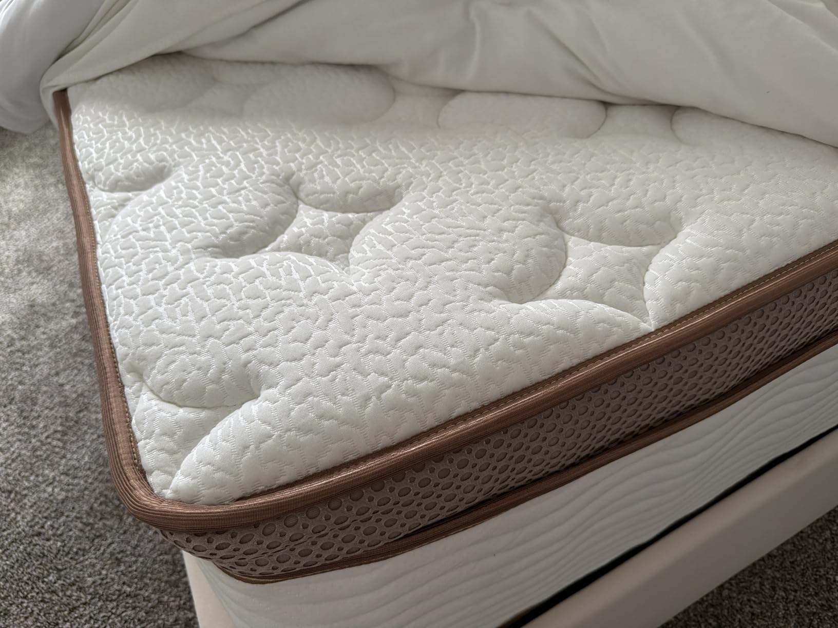 BedStory Extra Firm Mattress Queen - 14 Inch Hybrid Mattress for Back Lumbar Pain Relief - Low Motion Transfer & Individually Pocketed Springs, CertiPUR-US, 365 Nights Trial customer photo 1