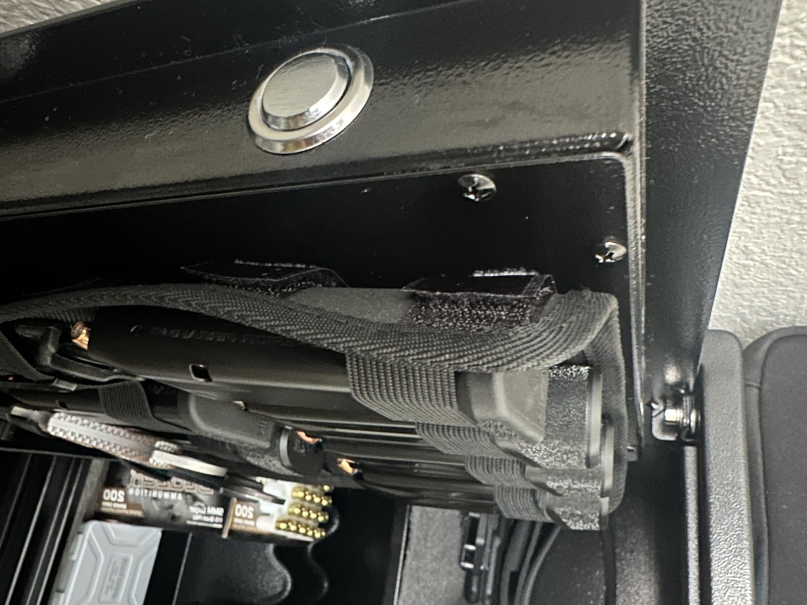 Grimtron 23LB Biometric 4 Pistols Safe with Fingerprint Lock, 3-8 Digit PIN customer photo 2