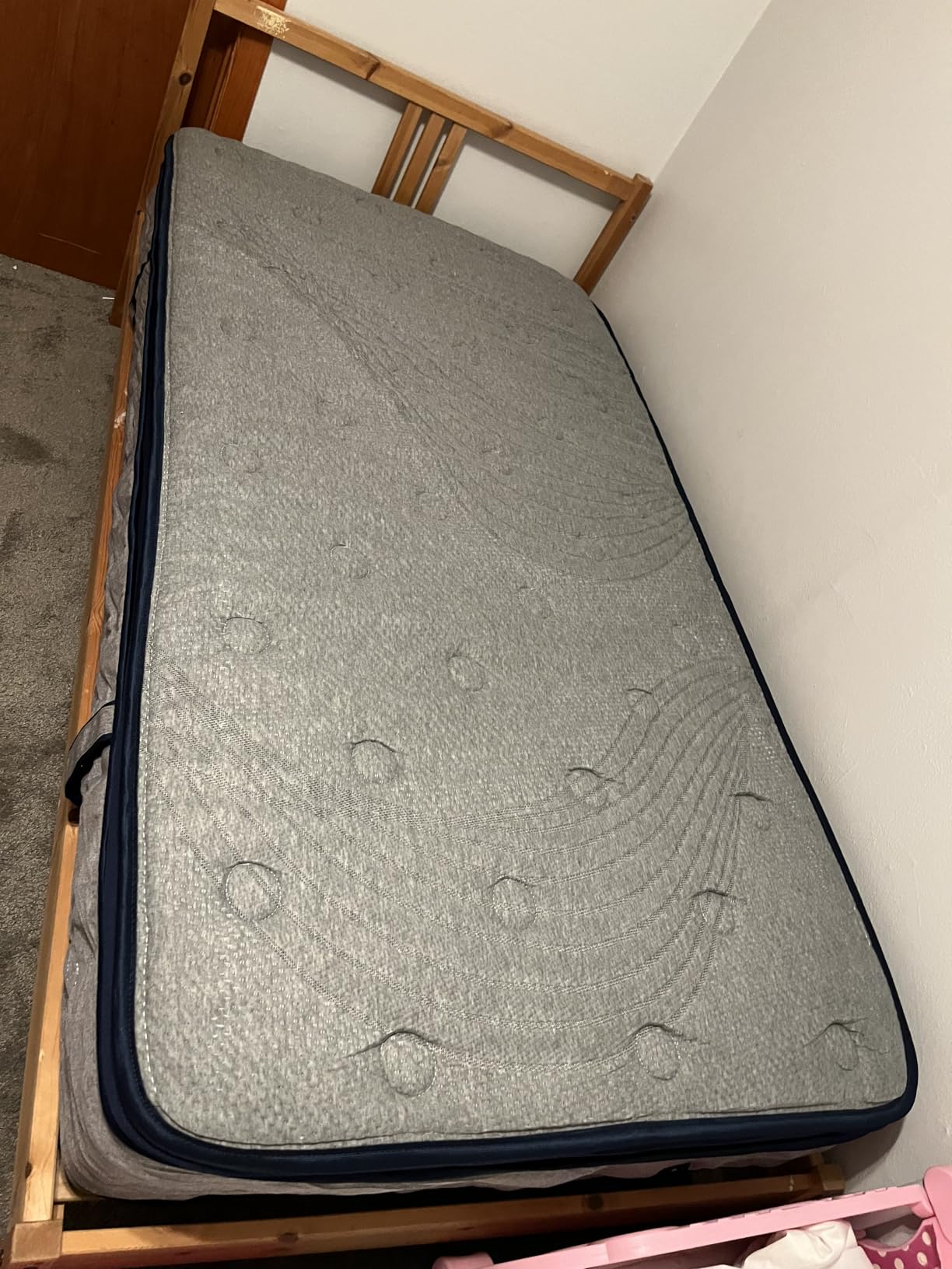 Avenco Queen Size Mattress 14 Inch, Luxury Dual Cooling Hybrid Mattress | Dual NanoGEL Memory Foam with SmartS Coil for Motion Isolation & Extra Back Support, Pressure Relief, CertiPUR-US Certified customer photo 1