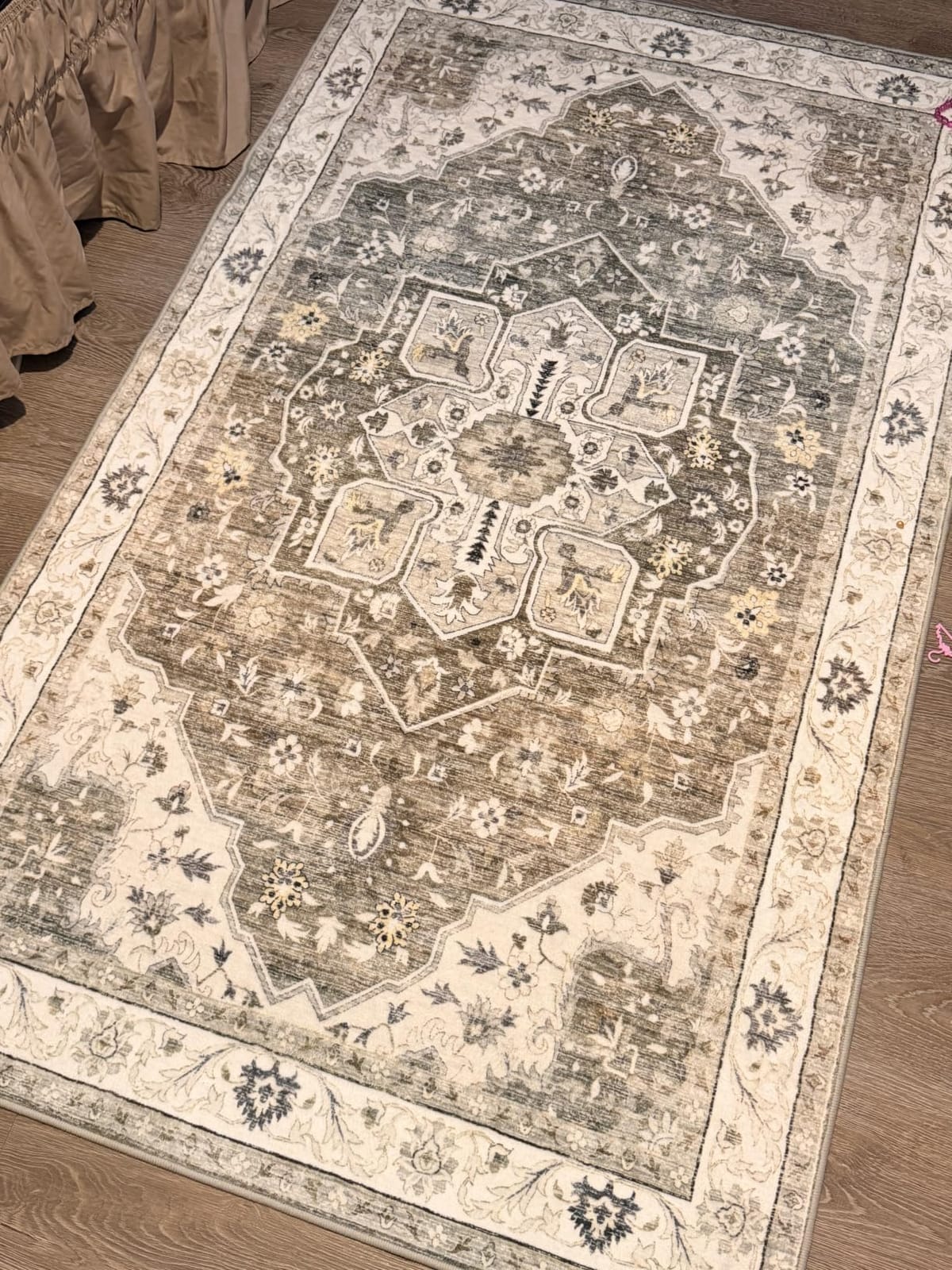 ANSSO Wool Area Rugs 9x12 Living Room, 80% Merino Wool and 20% Cotton Soft Tufted Area Rug with Cotton Non-Slip Backing, Large Area Rug for Bedroom, Dining and Home Office (Gray) customer photo 1