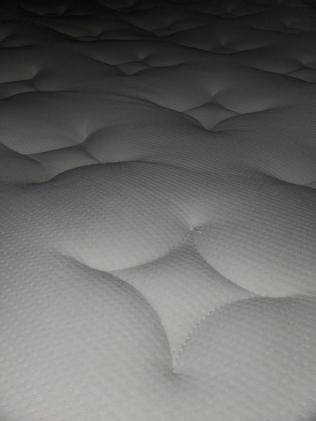 BedStory Firm King Mattress - 14 Inch Hybrid King Size Mattress with Low Motion Transfer and Orthopedic Lumbar Support - CertiPUR-US Certified Non-Toxic Materials customer photo 1